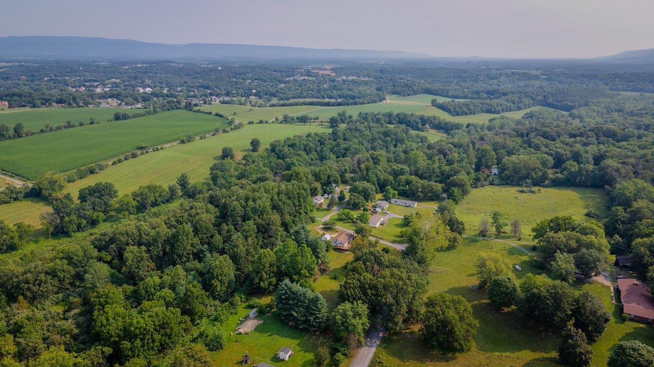 55 LAKE DR, EDINBURG, Virginia 22824, 2 Bedrooms Bedrooms, ,1 BathroomBathrooms,Residential,55 LAKE DR,679587 MLS # 679587 55 LAKE DR, EDINBURG, Virginia 22824, 2 Bedrooms Bedrooms, ,1 BathroomBathrooms,Residential,55 LAKE DR,679587 MLS # 679587