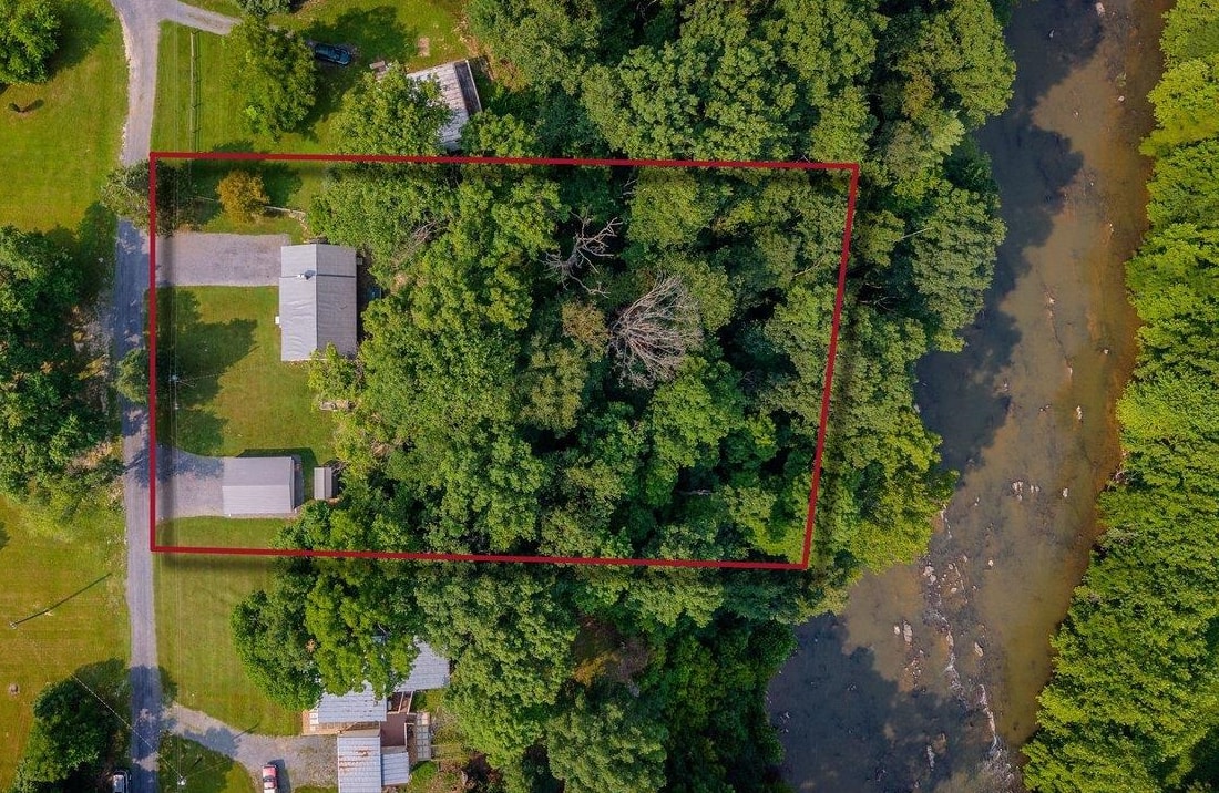 55 LAKE DR, EDINBURG, Virginia 22824, 2 Bedrooms Bedrooms, ,1 BathroomBathrooms,Residential,55 LAKE DR,679587 MLS # 679587 55 LAKE DR, EDINBURG, Virginia 22824, 2 Bedrooms Bedrooms, ,1 BathroomBathrooms,Residential,55 LAKE DR,679587 MLS # 679587