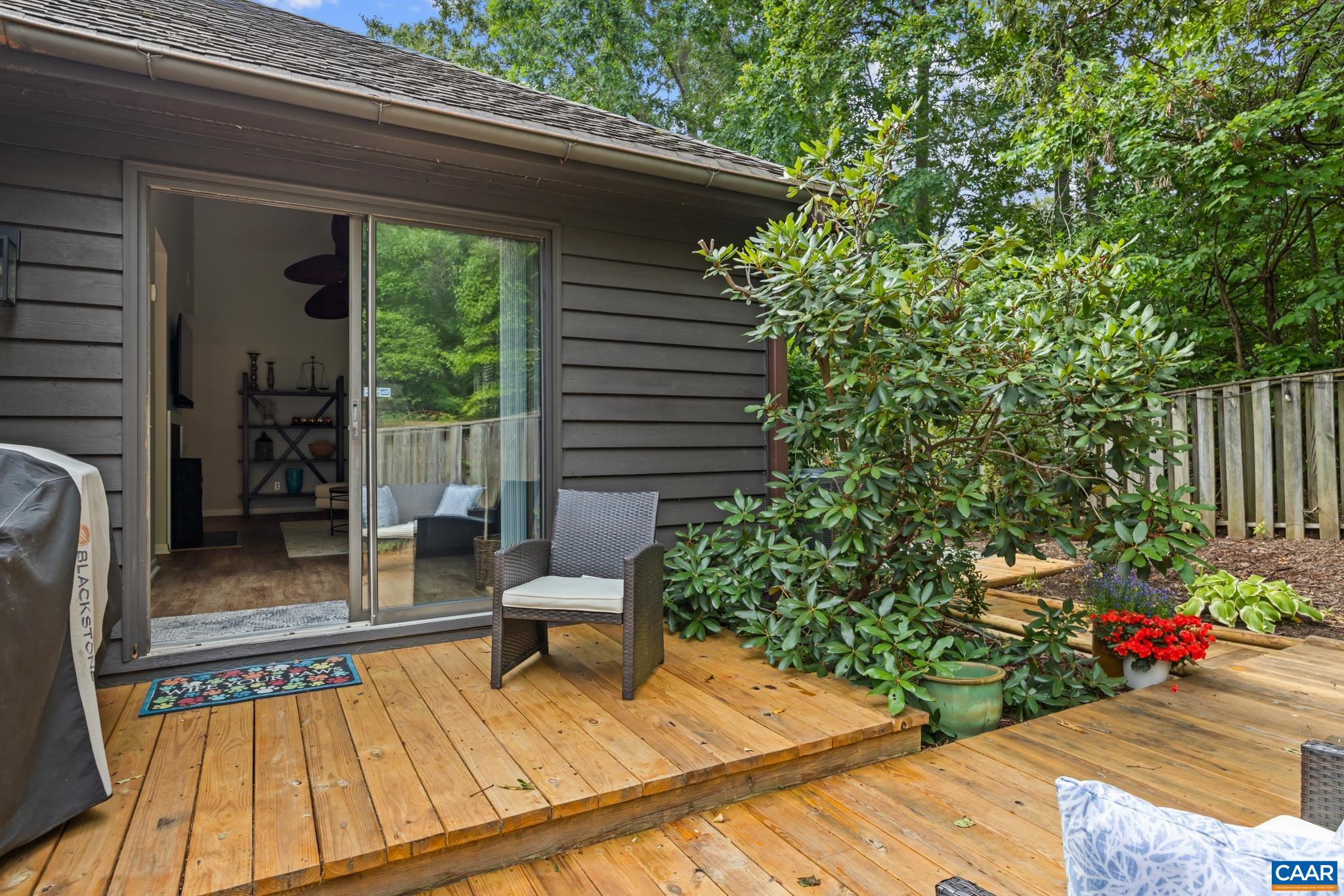 101 BLITHE CT, CHARLOTTESVILLE, Virginia 22901, 2 Bedrooms Bedrooms, ,2 BathroomsBathrooms,Residential,101 BLITHE CT,679589 MLS # 679589 101 BLITHE CT, CHARLOTTESVILLE, Virginia 22901, 2 Bedrooms Bedrooms, ,2 BathroomsBathrooms,Residential,101 BLITHE CT,679589 MLS # 679589