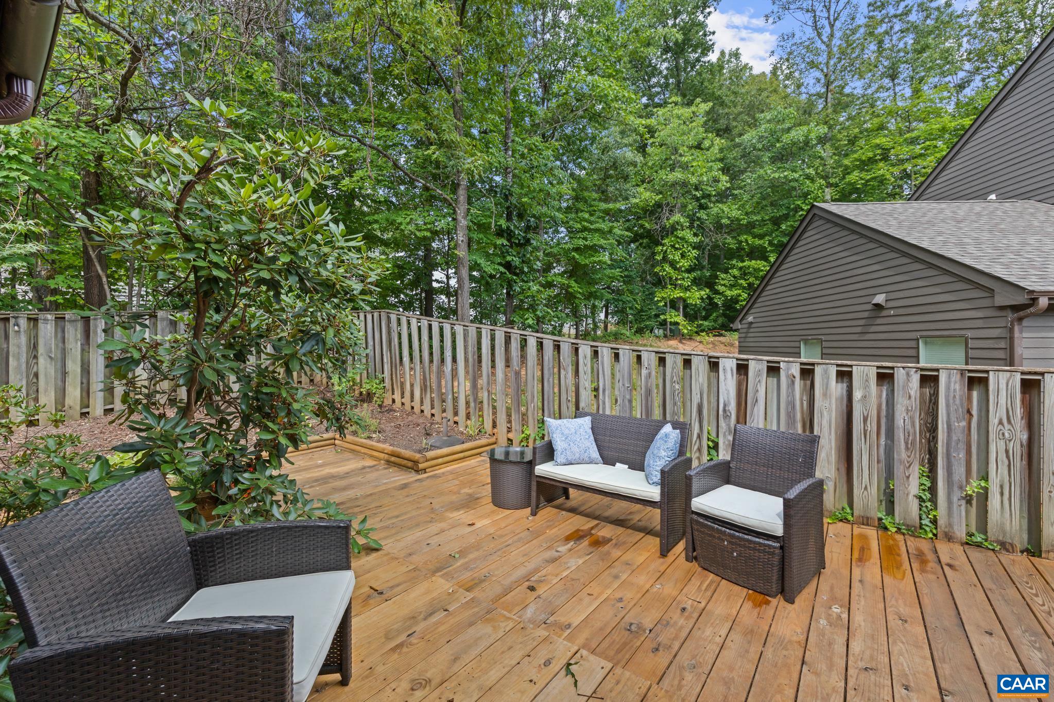 101 BLITHE CT, CHARLOTTESVILLE, Virginia 22901, 2 Bedrooms Bedrooms, ,2 BathroomsBathrooms,Residential,101 BLITHE CT,679589 MLS # 679589 101 BLITHE CT, CHARLOTTESVILLE, Virginia 22901, 2 Bedrooms Bedrooms, ,2 BathroomsBathrooms,Residential,101 BLITHE CT,679589 MLS # 679589