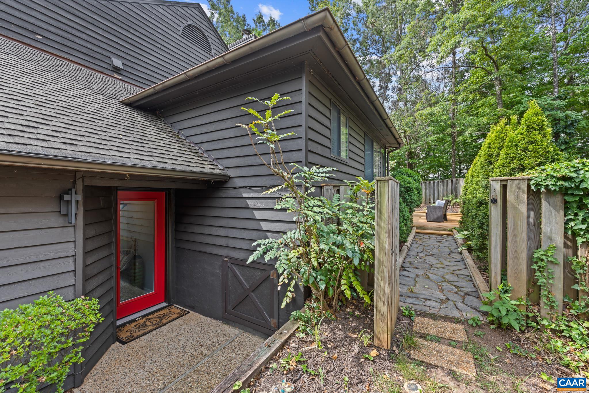 101 BLITHE CT, CHARLOTTESVILLE, Virginia 22901, 2 Bedrooms Bedrooms, ,2 BathroomsBathrooms,Residential,101 BLITHE CT,679589 MLS # 679589 101 BLITHE CT, CHARLOTTESVILLE, Virginia 22901, 2 Bedrooms Bedrooms, ,2 BathroomsBathrooms,Residential,101 BLITHE CT,679589 MLS # 679589