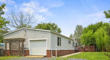 540 BATTLEFIELD RD, FORT DEFIANCE, Virginia 24437, 4 Bedrooms Bedrooms, ,2 BathroomsBathrooms,Residential,540 BATTLEFIELD RD,679595 MLS # 679595