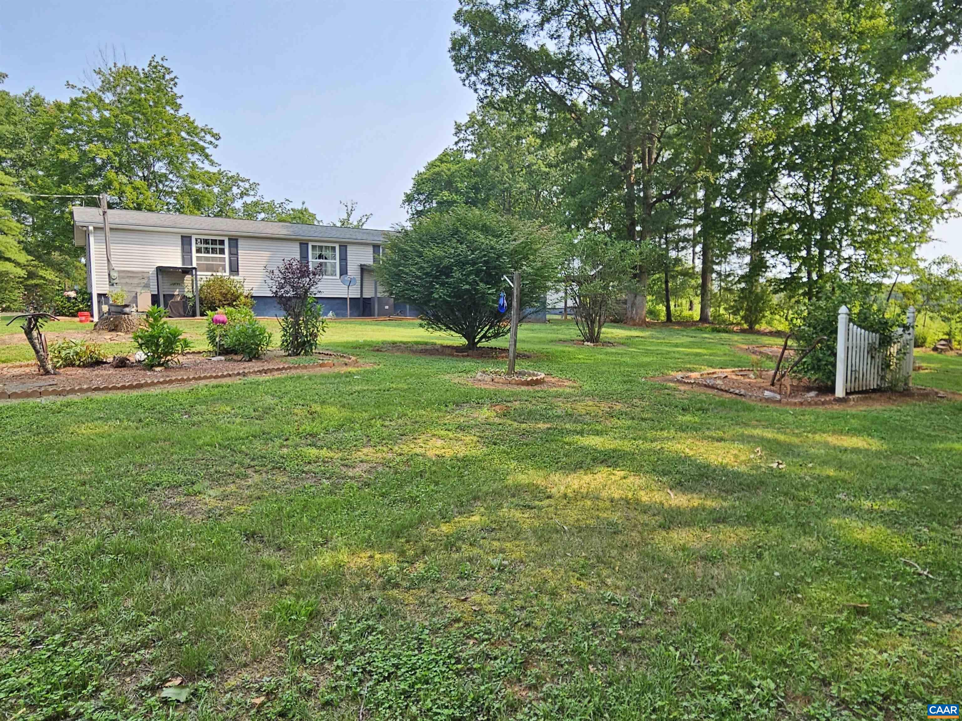 1278 JERUSALEM CHURCH RD, BUCKINGHAM, Virginia 23921, 3 Bedrooms Bedrooms, ,2 BathroomsBathrooms,Residential,1278 JERUSALEM CHURCH RD,679597 MLS # 679597 1278 JERUSALEM CHURCH RD, BUCKINGHAM, Virginia 23921, 3 Bedrooms Bedrooms, ,2 BathroomsBathrooms,Residential,1278 JERUSALEM CHURCH RD,679597 MLS # 679597