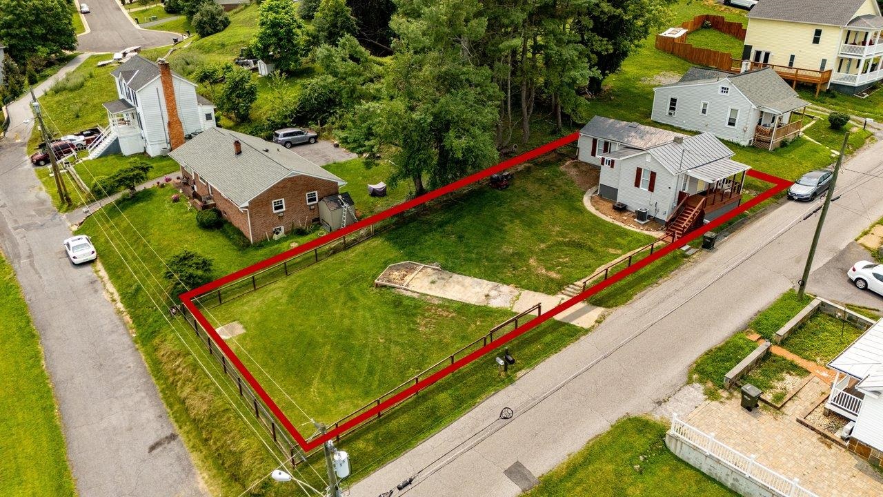 110 W GAY ST, STAUNTON, Virginia 24401, 2 Bedrooms Bedrooms, ,1 BathroomBathrooms,Residential,110 W GAY ST,679598 MLS # 679598 110 W GAY ST, STAUNTON, Virginia 24401, 2 Bedrooms Bedrooms, ,1 BathroomBathrooms,Residential,110 W GAY ST,679598 MLS # 679598