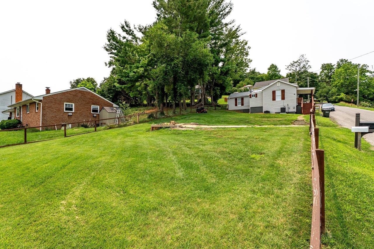 110 W GAY ST, STAUNTON, Virginia 24401, 2 Bedrooms Bedrooms, ,1 BathroomBathrooms,Residential,110 W GAY ST,679598 MLS # 679598 110 W GAY ST, STAUNTON, Virginia 24401, 2 Bedrooms Bedrooms, ,1 BathroomBathrooms,Residential,110 W GAY ST,679598 MLS # 679598