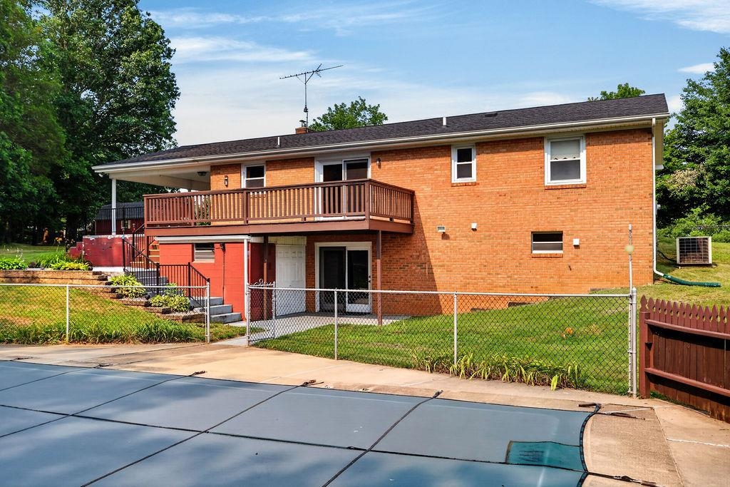 9471 PORT REPUBLIC RD, PORT REPUBLIC, Virginia 24471, 3 Bedrooms Bedrooms, ,2 BathroomsBathrooms,Residential,9471 PORT REPUBLIC RD,679600 MLS # 679600 9471 PORT REPUBLIC RD, PORT REPUBLIC, Virginia 24471, 3 Bedrooms Bedrooms, ,2 BathroomsBathrooms,Residential,9471 PORT REPUBLIC RD,679600 MLS # 679600