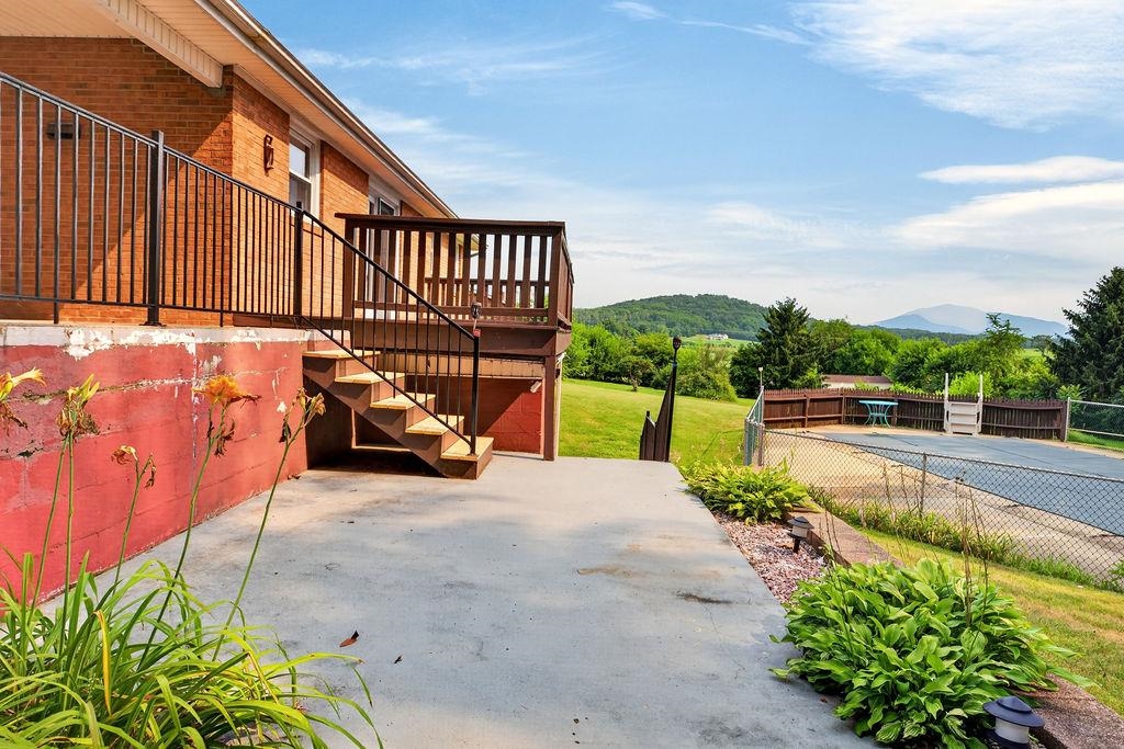 9471 PORT REPUBLIC RD, PORT REPUBLIC, Virginia 24471, 3 Bedrooms Bedrooms, ,2 BathroomsBathrooms,Residential,9471 PORT REPUBLIC RD,679600 MLS # 679600 9471 PORT REPUBLIC RD, PORT REPUBLIC, Virginia 24471, 3 Bedrooms Bedrooms, ,2 BathroomsBathrooms,Residential,9471 PORT REPUBLIC RD,679600 MLS # 679600