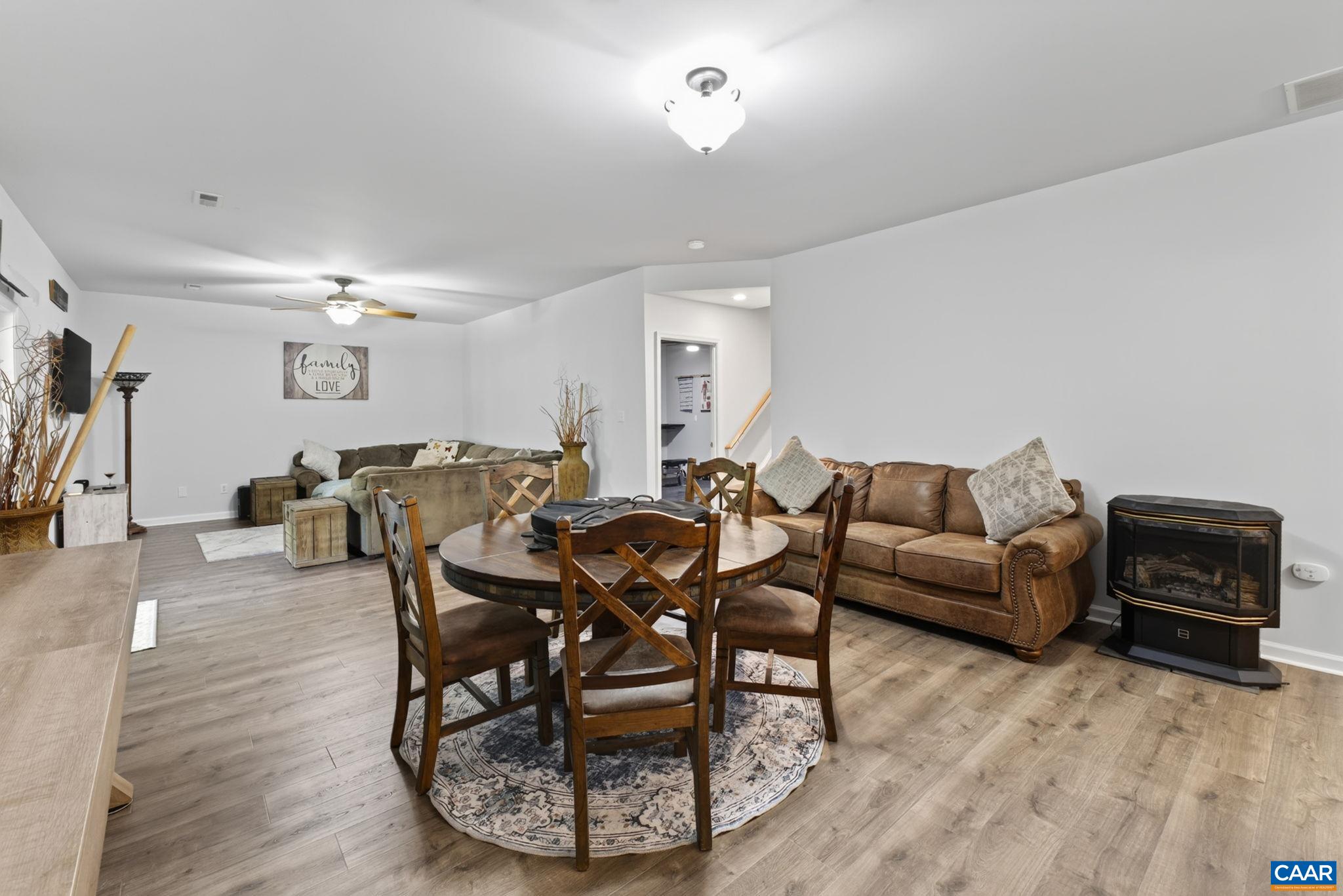 11 CHATHAM LN, PALMYRA, Virginia 22963, 4 Bedrooms Bedrooms, ,3 BathroomsBathrooms,Residential,11 CHATHAM LN,679602 MLS # 679602 11 CHATHAM LN, PALMYRA, Virginia 22963, 4 Bedrooms Bedrooms, ,3 BathroomsBathrooms,Residential,11 CHATHAM LN,679602 MLS # 679602