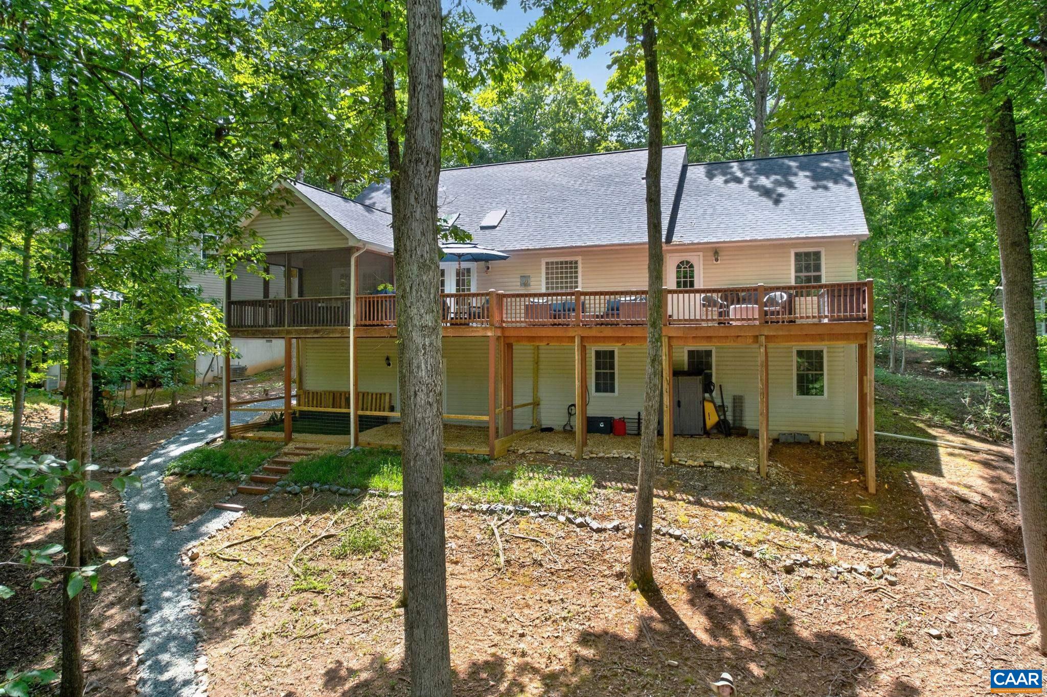 11 CHATHAM LN, PALMYRA, Virginia 22963, 4 Bedrooms Bedrooms, ,3 BathroomsBathrooms,Residential,11 CHATHAM LN,679602 MLS # 679602 11 CHATHAM LN, PALMYRA, Virginia 22963, 4 Bedrooms Bedrooms, ,3 BathroomsBathrooms,Residential,11 CHATHAM LN,679602 MLS # 679602