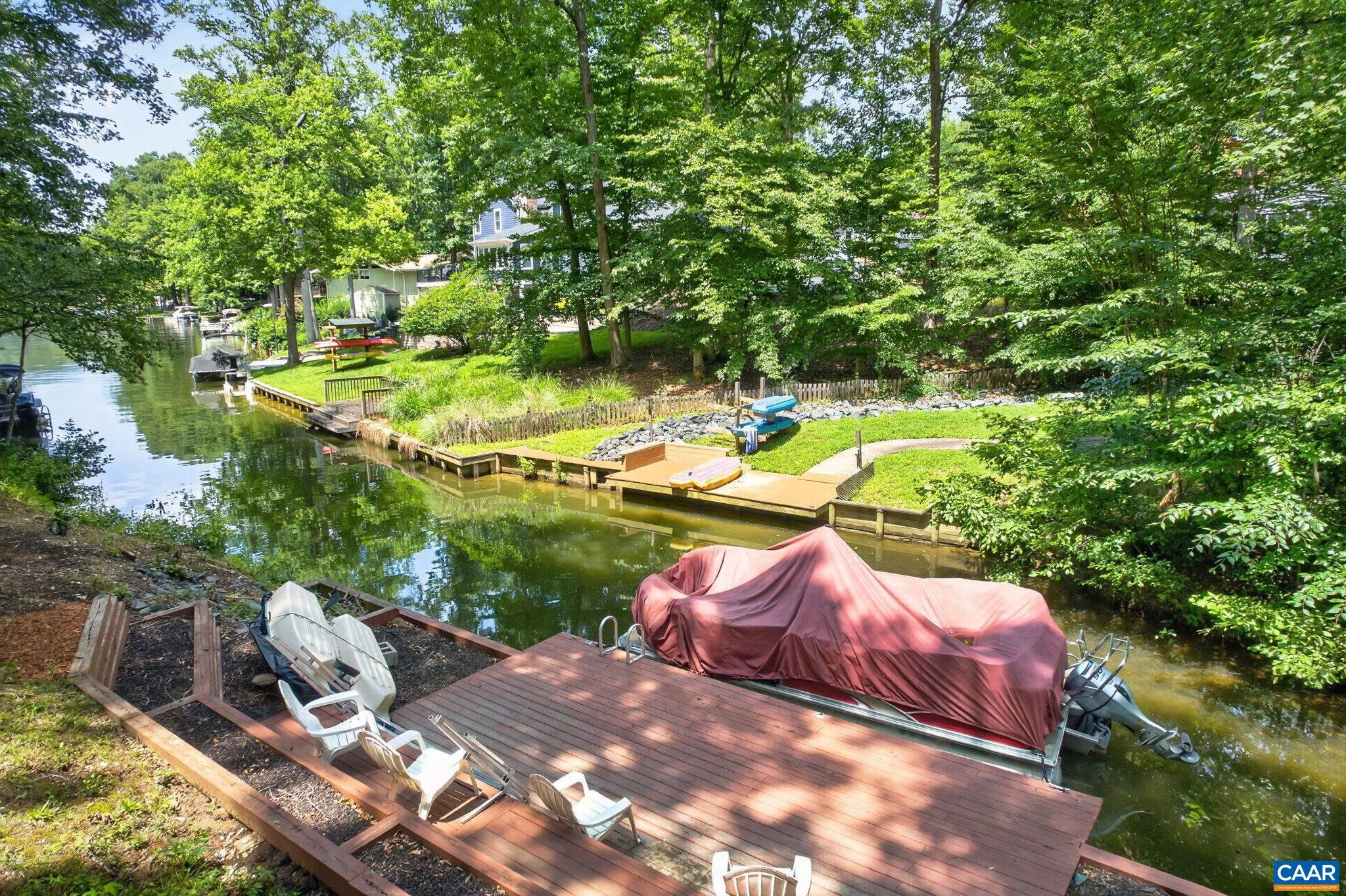 11 CHATHAM LN, PALMYRA, Virginia 22963, 4 Bedrooms Bedrooms, ,3 BathroomsBathrooms,Residential,11 CHATHAM LN,679602 MLS # 679602 11 CHATHAM LN, PALMYRA, Virginia 22963, 4 Bedrooms Bedrooms, ,3 BathroomsBathrooms,Residential,11 CHATHAM LN,679602 MLS # 679602
