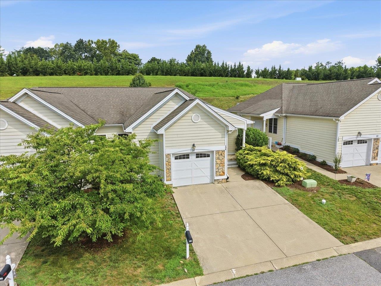 26 WINDGATE CIR, FISHERSVILLE, Virginia 22939, 3 Bedrooms Bedrooms, ,2 BathroomsBathrooms,Residential,26 WINDGATE CIR,679607 MLS # 679607 26 WINDGATE CIR, FISHERSVILLE, Virginia 22939, 3 Bedrooms Bedrooms, ,2 BathroomsBathrooms,Residential,26 WINDGATE CIR,679607 MLS # 679607