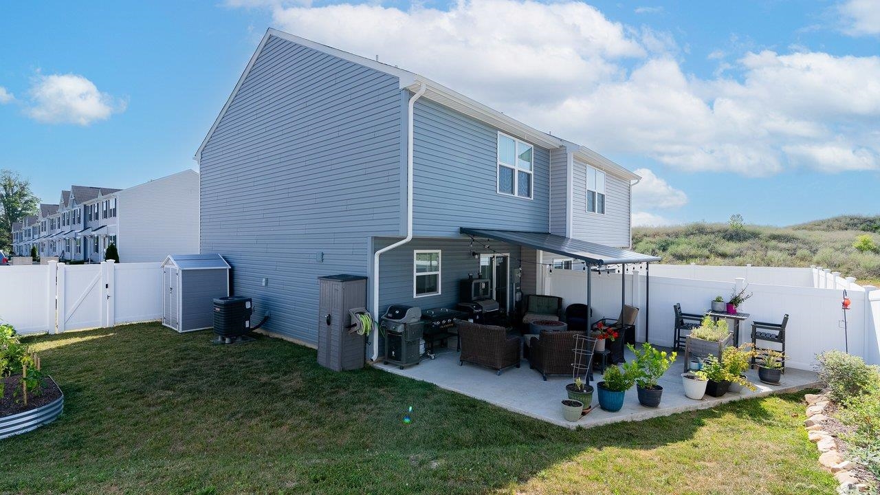 785 CARSON CIR, GROTTOES, Virginia 24441, 3 Bedrooms Bedrooms, ,2 BathroomsBathrooms,Residential,785 CARSON CIR,679610 MLS # 679610 785 CARSON CIR, GROTTOES, Virginia 24441, 3 Bedrooms Bedrooms, ,2 BathroomsBathrooms,Residential,785 CARSON CIR,679610 MLS # 679610