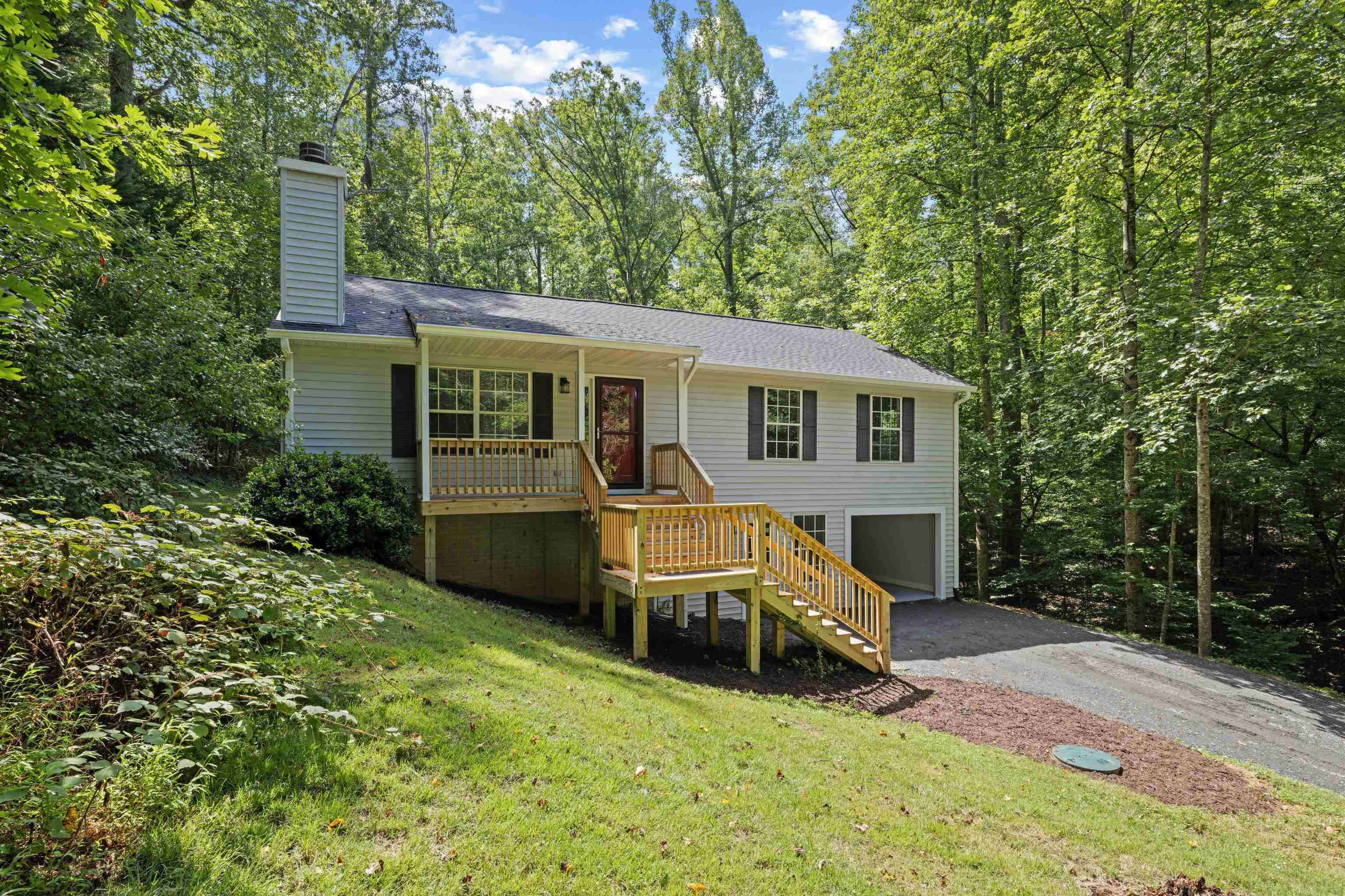 398 GERANIUM RD, RUCKERSVILLE, Virginia 22968, 3 Bedrooms Bedrooms, ,3 BathroomsBathrooms,Residential,398 GERANIUM RD,679614 MLS # 679614