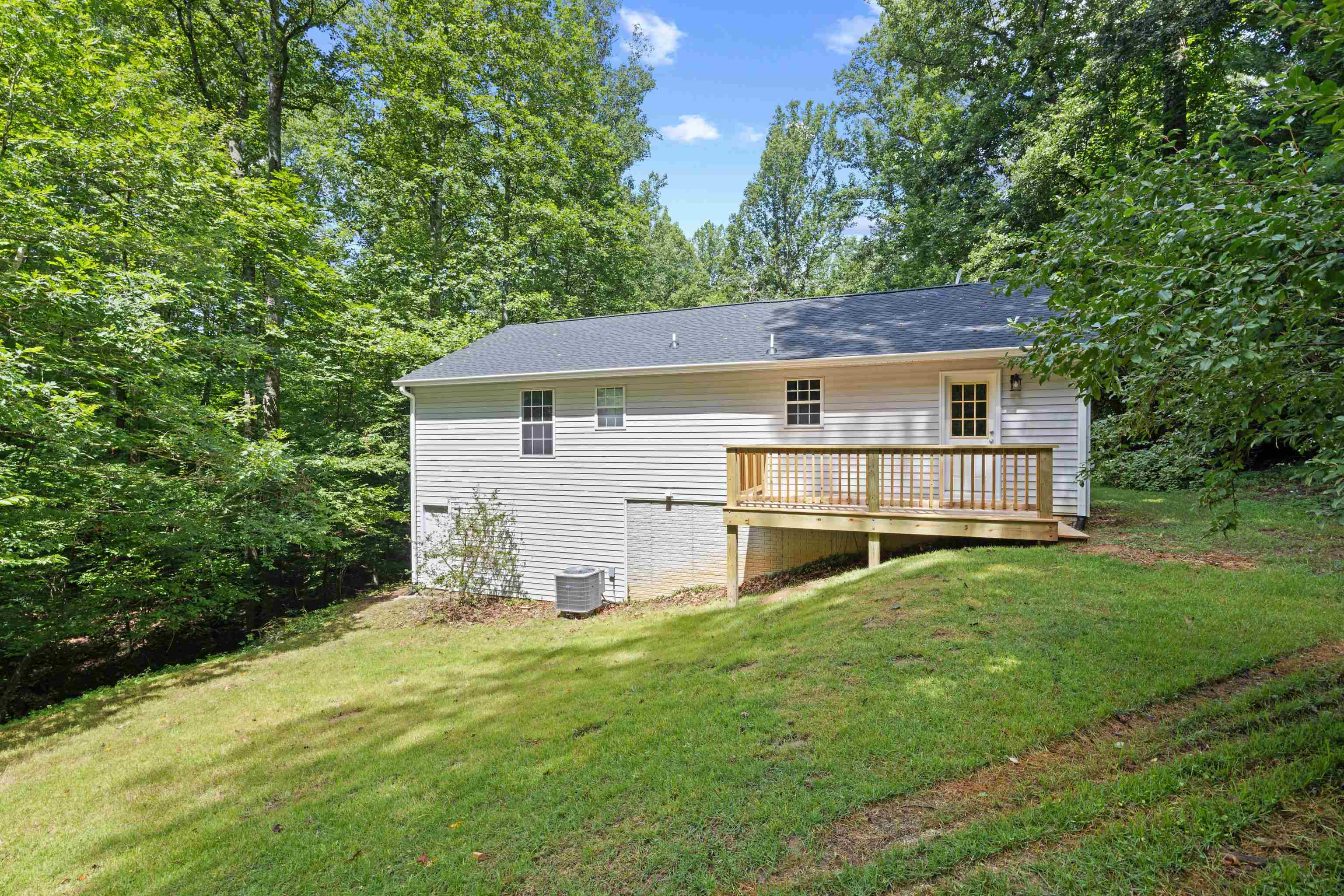 398 GERANIUM RD, RUCKERSVILLE, Virginia 22968, 3 Bedrooms Bedrooms, ,3 BathroomsBathrooms,Residential,398 GERANIUM RD,679614 MLS # 679614