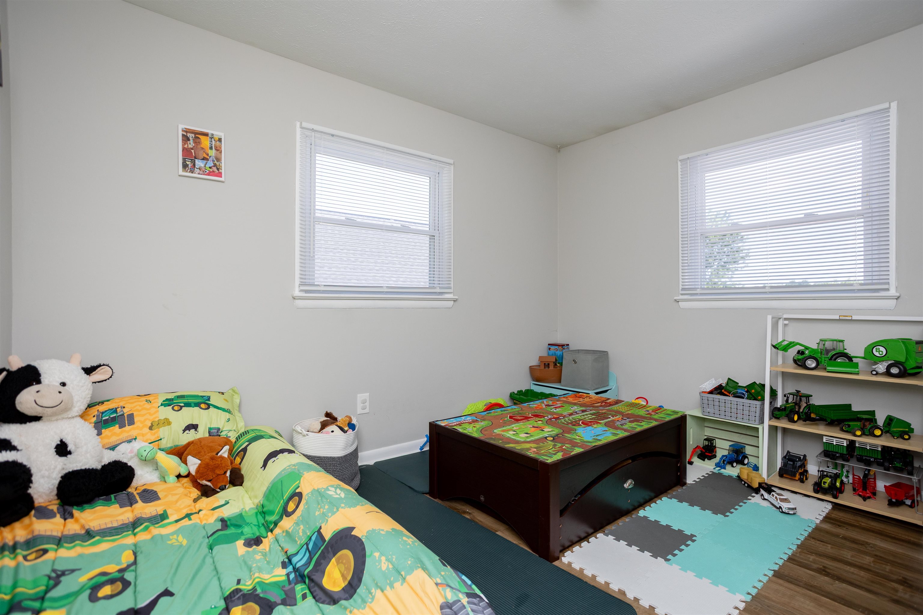 70 AUGUSTA ST, VERONA, Virginia 24482, 4 Bedrooms Bedrooms, ,2 BathroomsBathrooms,Residential,70 AUGUSTA ST,679616 MLS # 679616 70 AUGUSTA ST, VERONA, Virginia 24482, 4 Bedrooms Bedrooms, ,2 BathroomsBathrooms,Residential,70 AUGUSTA ST,679616 MLS # 679616