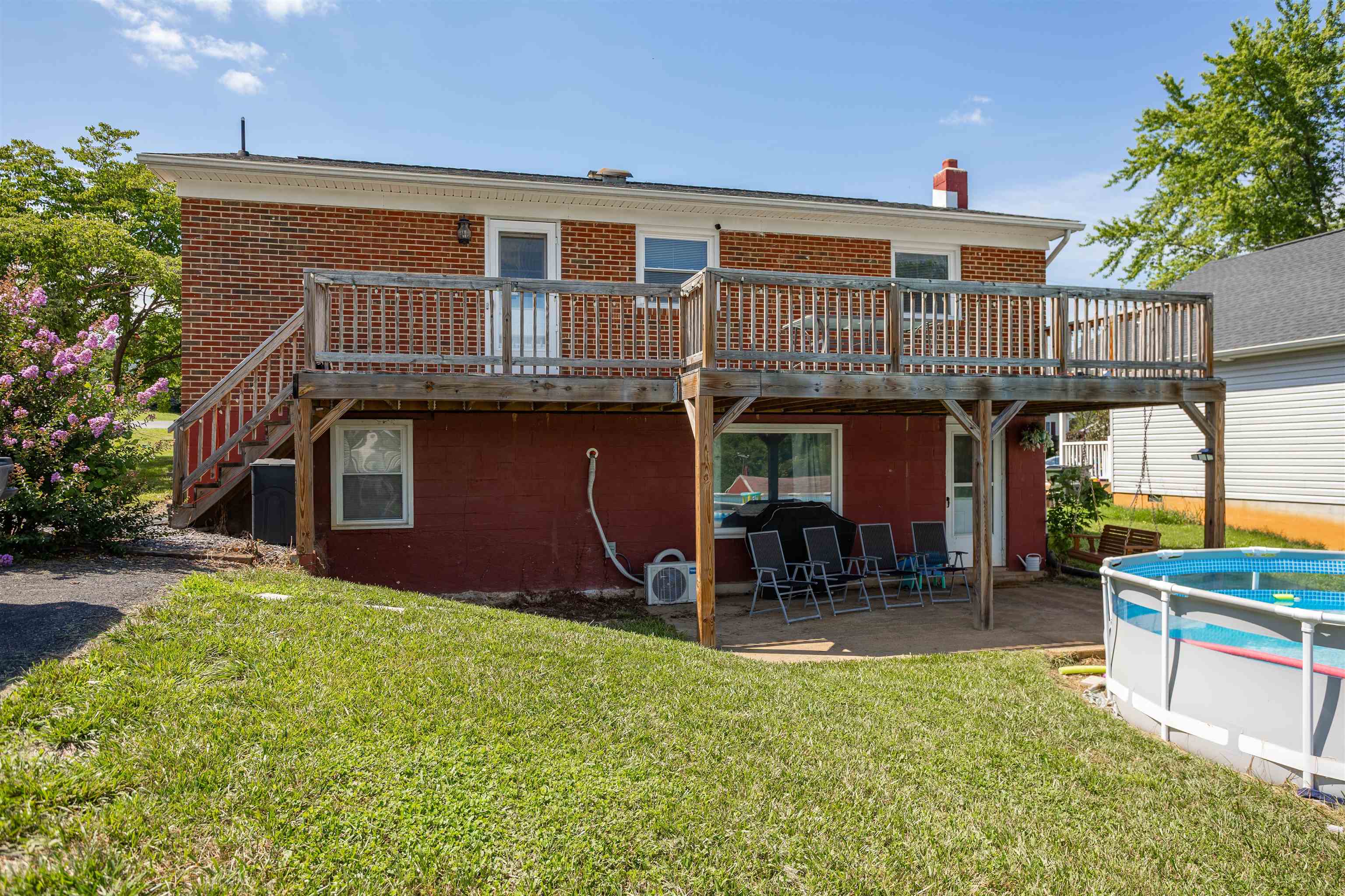 70 AUGUSTA ST, VERONA, Virginia 24482, 4 Bedrooms Bedrooms, ,2 BathroomsBathrooms,Residential,70 AUGUSTA ST,679616 MLS # 679616 70 AUGUSTA ST, VERONA, Virginia 24482, 4 Bedrooms Bedrooms, ,2 BathroomsBathrooms,Residential,70 AUGUSTA ST,679616 MLS # 679616