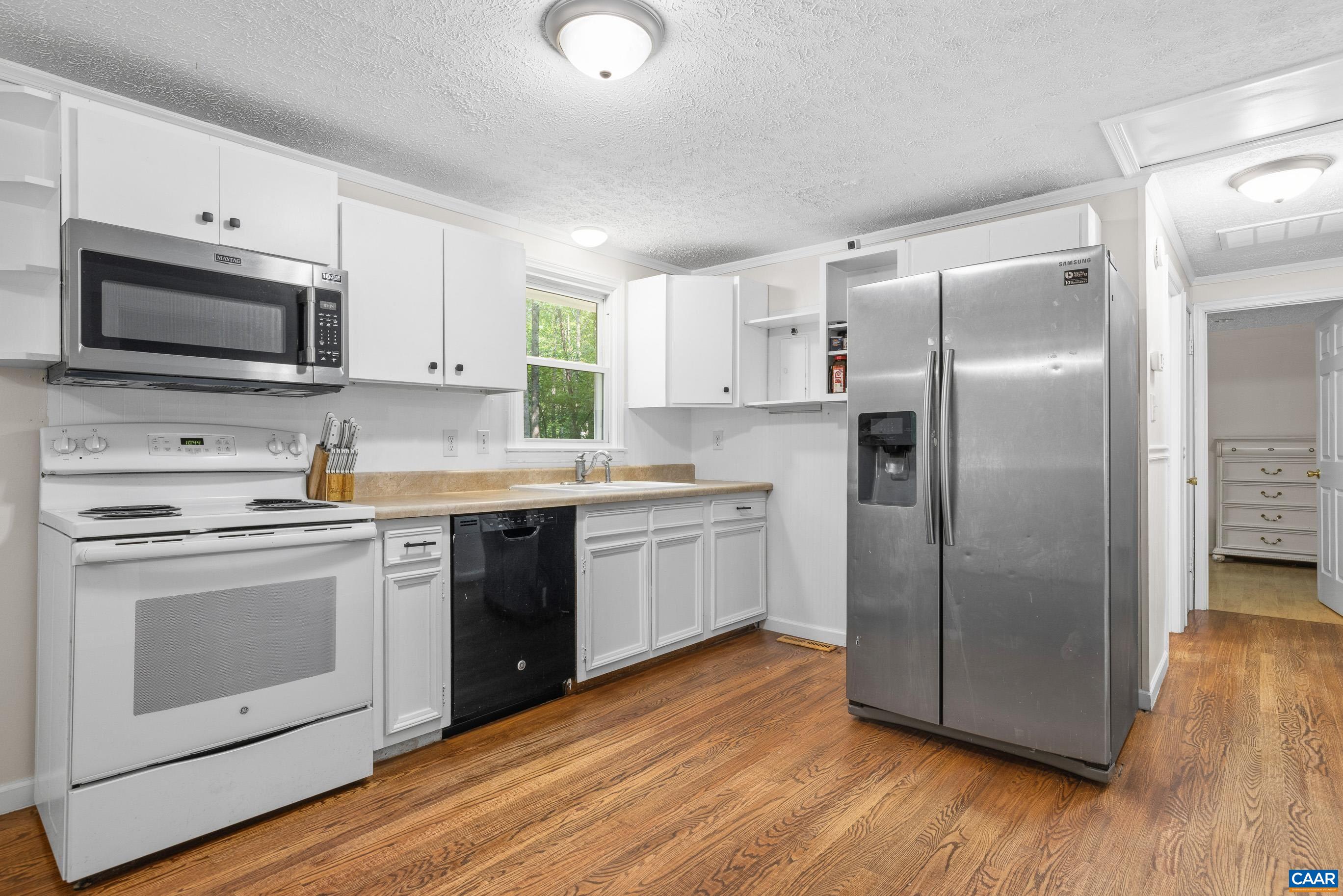 6968 VIRGINIA RIDGE RD, DYKE, Virginia 22935, 3 Bedrooms Bedrooms, ,1 BathroomBathrooms,Residential,6968 VIRGINIA RIDGE RD,679617 MLS # 679617 6968 VIRGINIA RIDGE RD, DYKE, Virginia 22935, 3 Bedrooms Bedrooms, ,1 BathroomBathrooms,Residential,6968 VIRGINIA RIDGE RD,679617 MLS # 679617