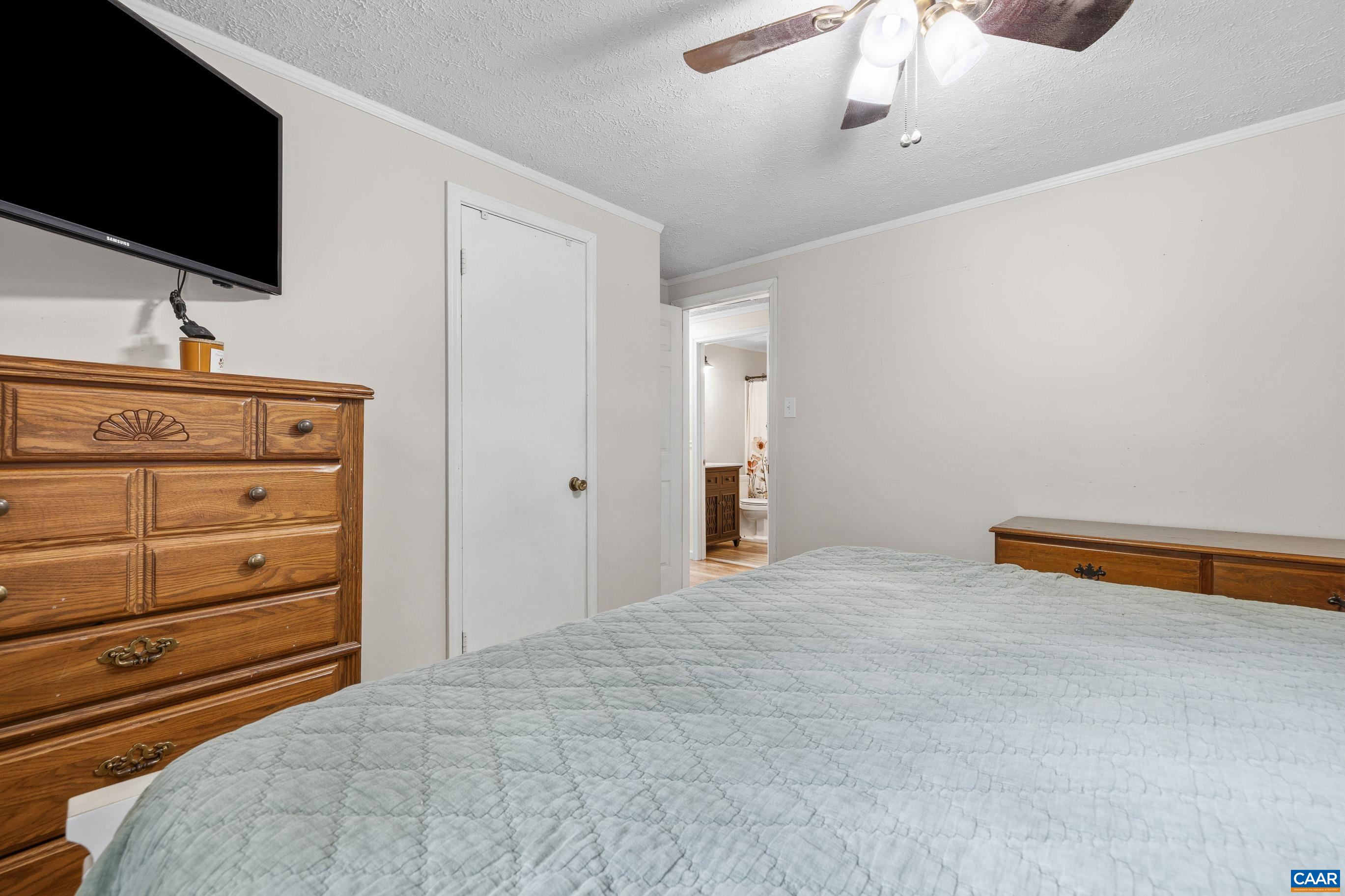 6968 VIRGINIA RIDGE RD, DYKE, Virginia 22935, 3 Bedrooms Bedrooms, ,1 BathroomBathrooms,Residential,6968 VIRGINIA RIDGE RD,679617 MLS # 679617 6968 VIRGINIA RIDGE RD, DYKE, Virginia 22935, 3 Bedrooms Bedrooms, ,1 BathroomBathrooms,Residential,6968 VIRGINIA RIDGE RD,679617 MLS # 679617