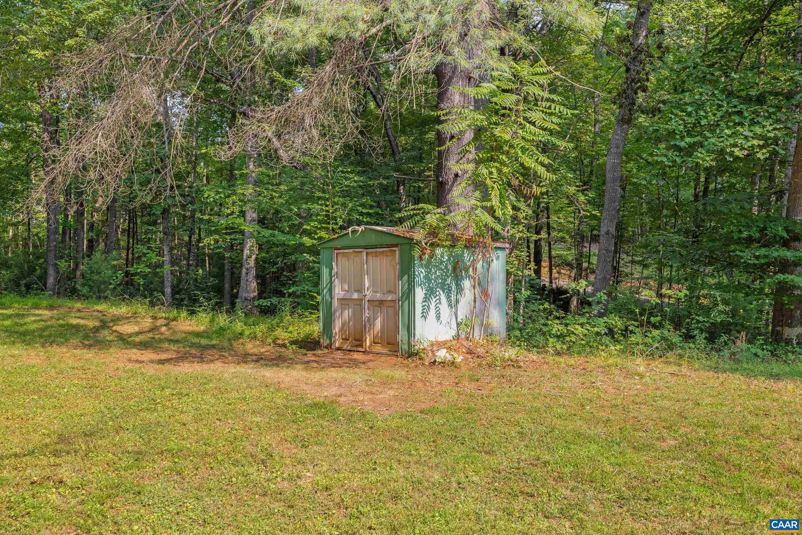 6968 VIRGINIA RIDGE RD, DYKE, Virginia 22935, 3 Bedrooms Bedrooms, ,1 BathroomBathrooms,Residential,6968 VIRGINIA RIDGE RD,679617 MLS # 679617 6968 VIRGINIA RIDGE RD, DYKE, Virginia 22935, 3 Bedrooms Bedrooms, ,1 BathroomBathrooms,Residential,6968 VIRGINIA RIDGE RD,679617 MLS # 679617