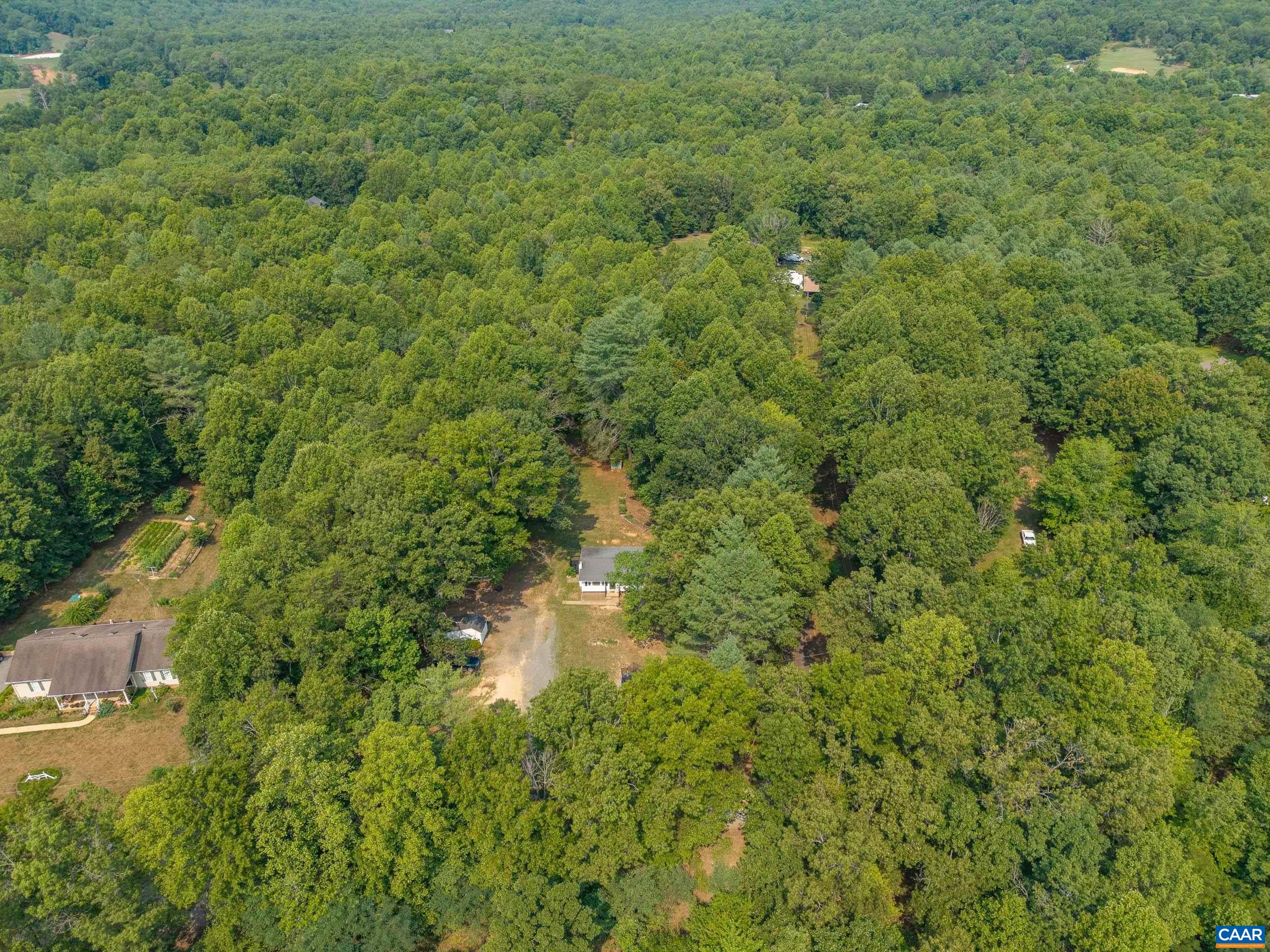 6968 VIRGINIA RIDGE RD, DYKE, Virginia 22935, 3 Bedrooms Bedrooms, ,1 BathroomBathrooms,Residential,6968 VIRGINIA RIDGE RD,679617 MLS # 679617 6968 VIRGINIA RIDGE RD, DYKE, Virginia 22935, 3 Bedrooms Bedrooms, ,1 BathroomBathrooms,Residential,6968 VIRGINIA RIDGE RD,679617 MLS # 679617