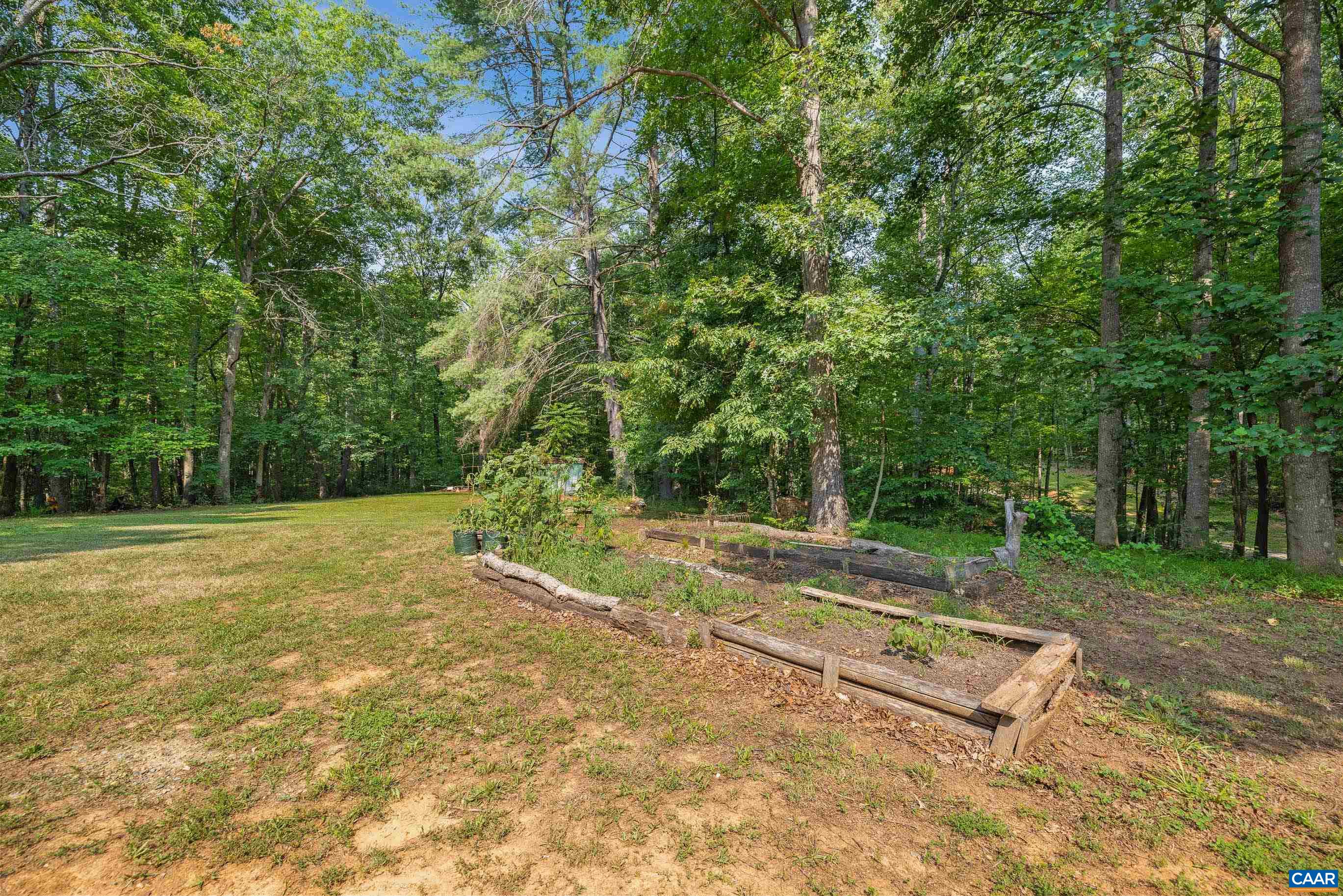 6968 VIRGINIA RIDGE RD, DYKE, Virginia 22935, 3 Bedrooms Bedrooms, ,1 BathroomBathrooms,Residential,6968 VIRGINIA RIDGE RD,679617 MLS # 679617 6968 VIRGINIA RIDGE RD, DYKE, Virginia 22935, 3 Bedrooms Bedrooms, ,1 BathroomBathrooms,Residential,6968 VIRGINIA RIDGE RD,679617 MLS # 679617