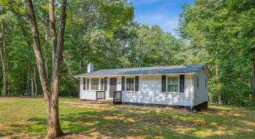 6968 VIRGINIA RIDGE RD, DYKE, Virginia 22935, 3 Bedrooms Bedrooms, ,1 BathroomBathrooms,Residential,6968 VIRGINIA RIDGE RD,679617 MLS # 679617