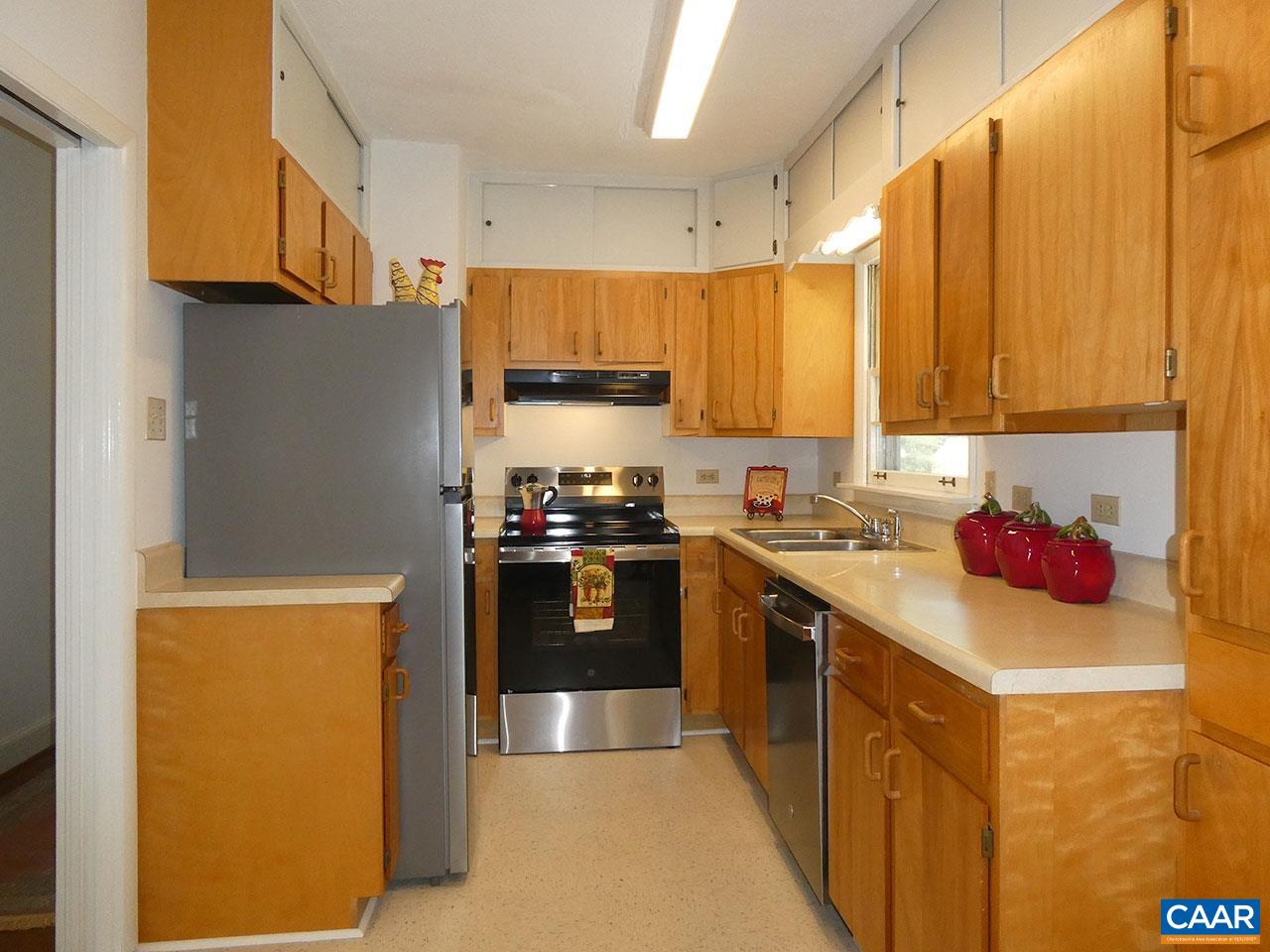 1407 BAKER ST, CHARLOTTESVILLE, Virginia 22903, 4 Bedrooms Bedrooms, ,2 BathroomsBathrooms,Residential,1407 BAKER ST,679623 MLS # 679623 1407 BAKER ST, CHARLOTTESVILLE, Virginia 22903, 4 Bedrooms Bedrooms, ,2 BathroomsBathrooms,Residential,1407 BAKER ST,679623 MLS # 679623