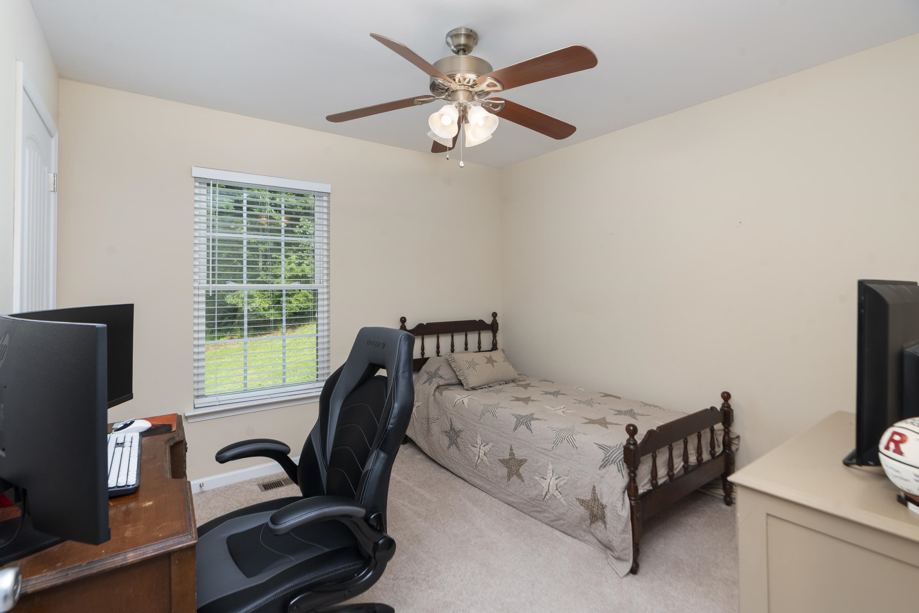 911 GEOFFREY ST, STAUNTON, Virginia 24401, 3 Bedrooms Bedrooms, ,2 BathroomsBathrooms,Residential,911 GEOFFREY ST,679624 MLS # 679624 911 GEOFFREY ST, STAUNTON, Virginia 24401, 3 Bedrooms Bedrooms, ,2 BathroomsBathrooms,Residential,911 GEOFFREY ST,679624 MLS # 679624