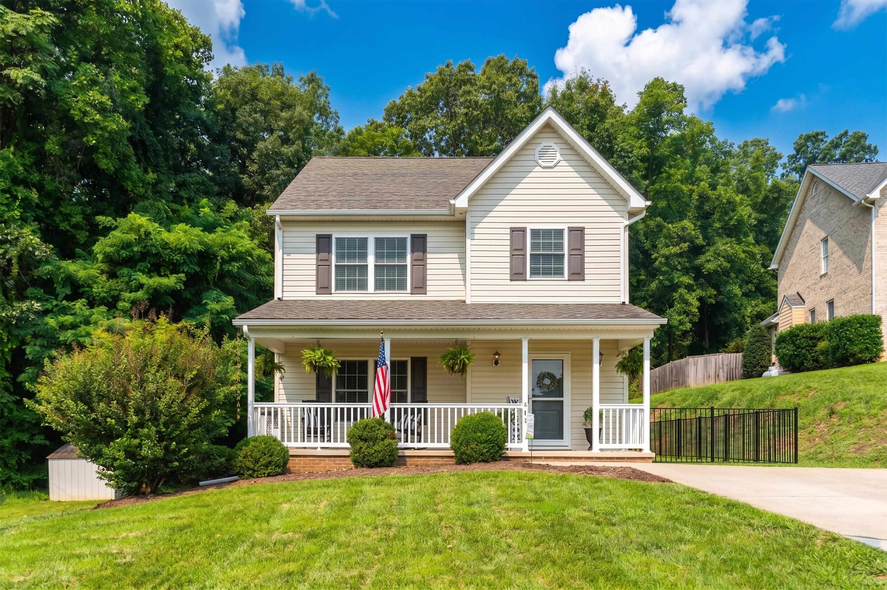 911 GEOFFREY ST, STAUNTON, Virginia 24401, 3 Bedrooms Bedrooms, ,2 BathroomsBathrooms,Residential,911 GEOFFREY ST,679624 MLS # 679624 911 GEOFFREY ST, STAUNTON, Virginia 24401, 3 Bedrooms Bedrooms, ,2 BathroomsBathrooms,Residential,911 GEOFFREY ST,679624 MLS # 679624