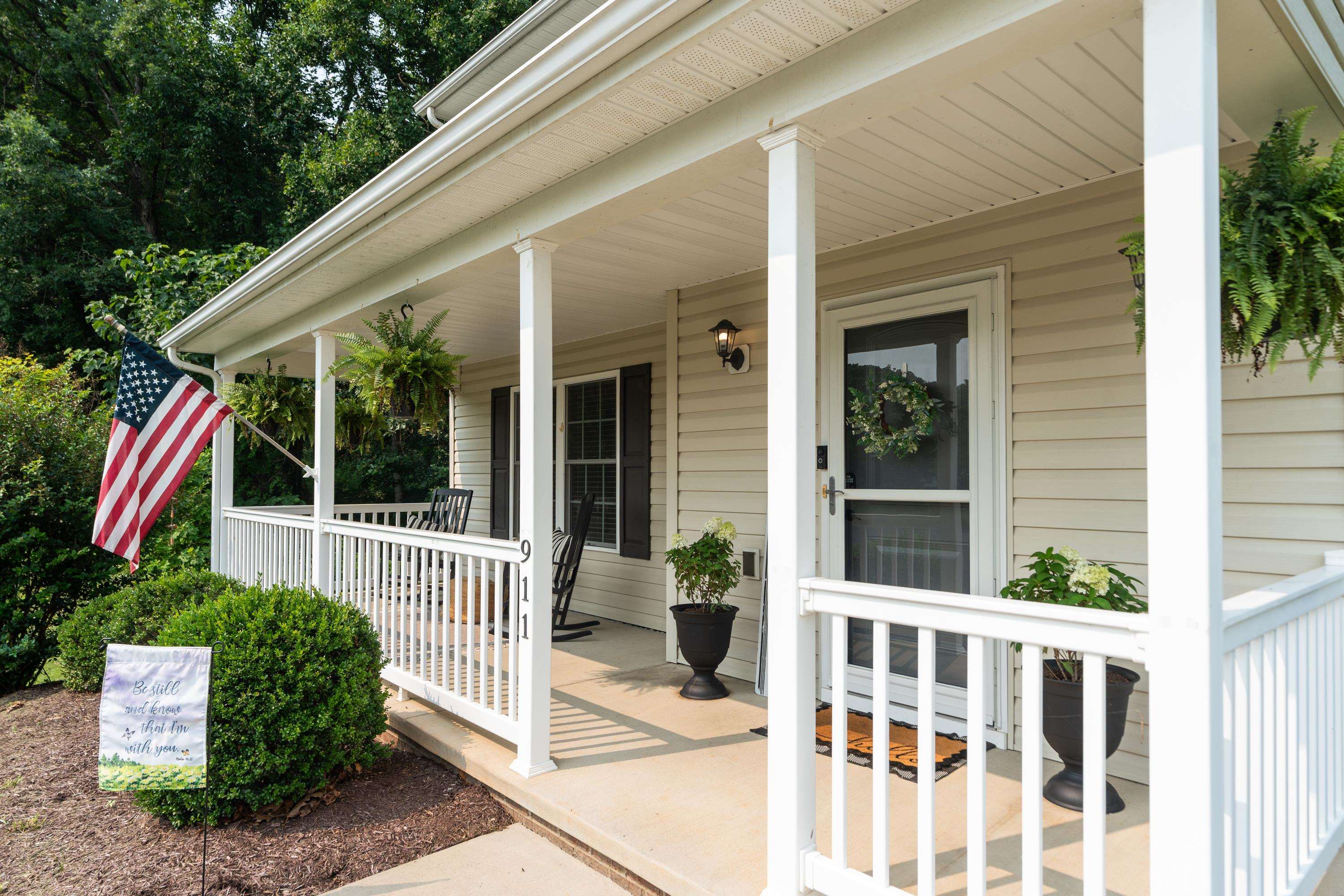 911 GEOFFREY ST, STAUNTON, Virginia 24401, 3 Bedrooms Bedrooms, ,2 BathroomsBathrooms,Residential,911 GEOFFREY ST,679624 MLS # 679624 911 GEOFFREY ST, STAUNTON, Virginia 24401, 3 Bedrooms Bedrooms, ,2 BathroomsBathrooms,Residential,911 GEOFFREY ST,679624 MLS # 679624