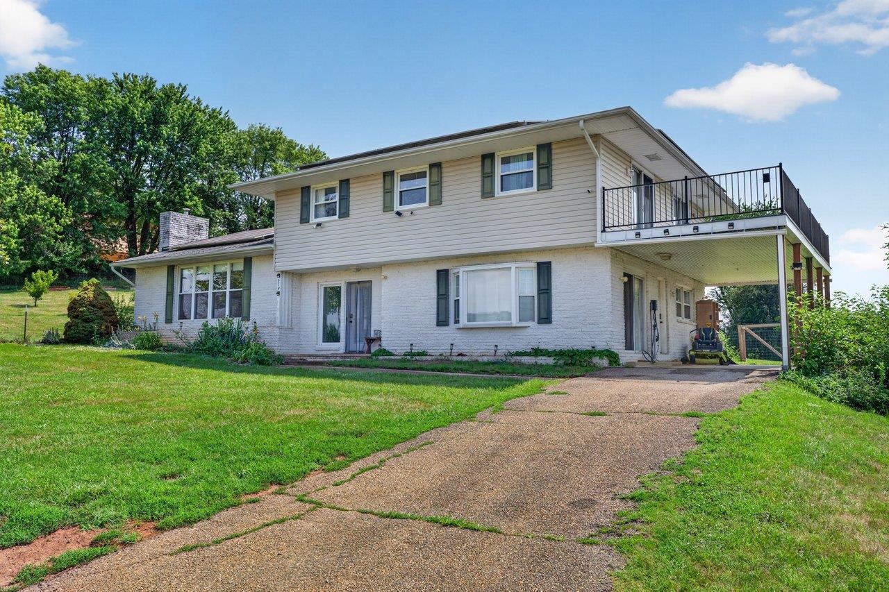 639 SILVER LAKE RD, DAYTON, Virginia 22821, 6 Bedrooms Bedrooms, ,3 BathroomsBathrooms,Residential,639 SILVER LAKE RD,679460 MLS # 679460