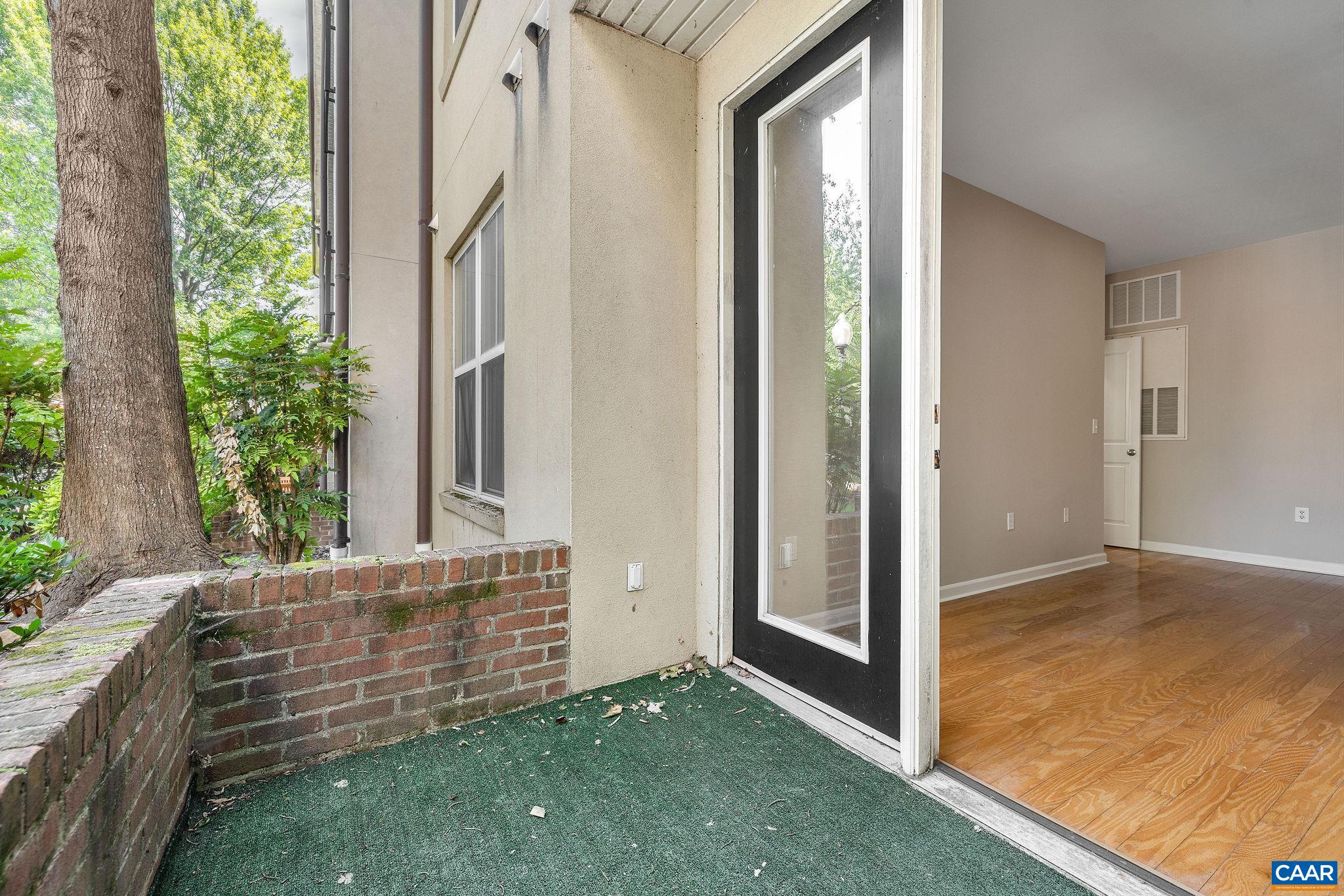 775 WALKER SQ, CHARLOTTESVILLE, Virginia 22904, 2 Bedrooms Bedrooms, ,2 BathroomsBathrooms,Residential,775 WALKER SQ,679568 MLS # 679568 775 WALKER SQ, CHARLOTTESVILLE, Virginia 22904, 2 Bedrooms Bedrooms, ,2 BathroomsBathrooms,Residential,775 WALKER SQ,679568 MLS # 679568