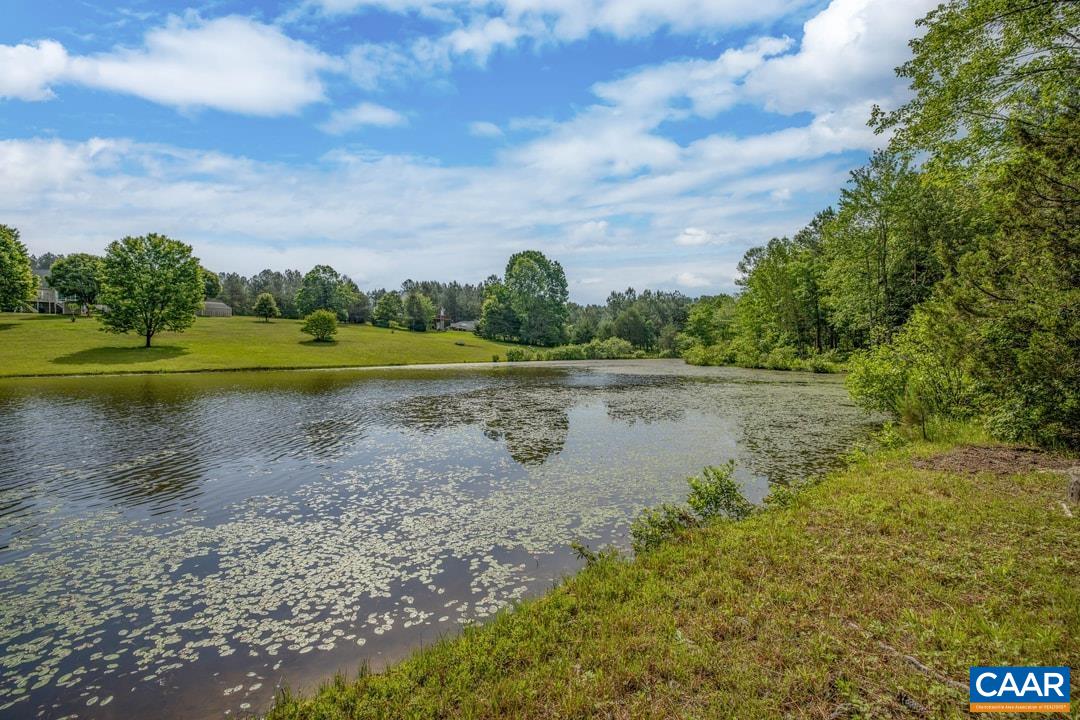 154 FOXMOOR RD, TROY, Virginia 22974, 4 Bedrooms Bedrooms, ,2 BathroomsBathrooms,Residential,154 FOXMOOR RD,679645 MLS # 679645 154 FOXMOOR RD, TROY, Virginia 22974, 4 Bedrooms Bedrooms, ,2 BathroomsBathrooms,Residential,154 FOXMOOR RD,679645 MLS # 679645