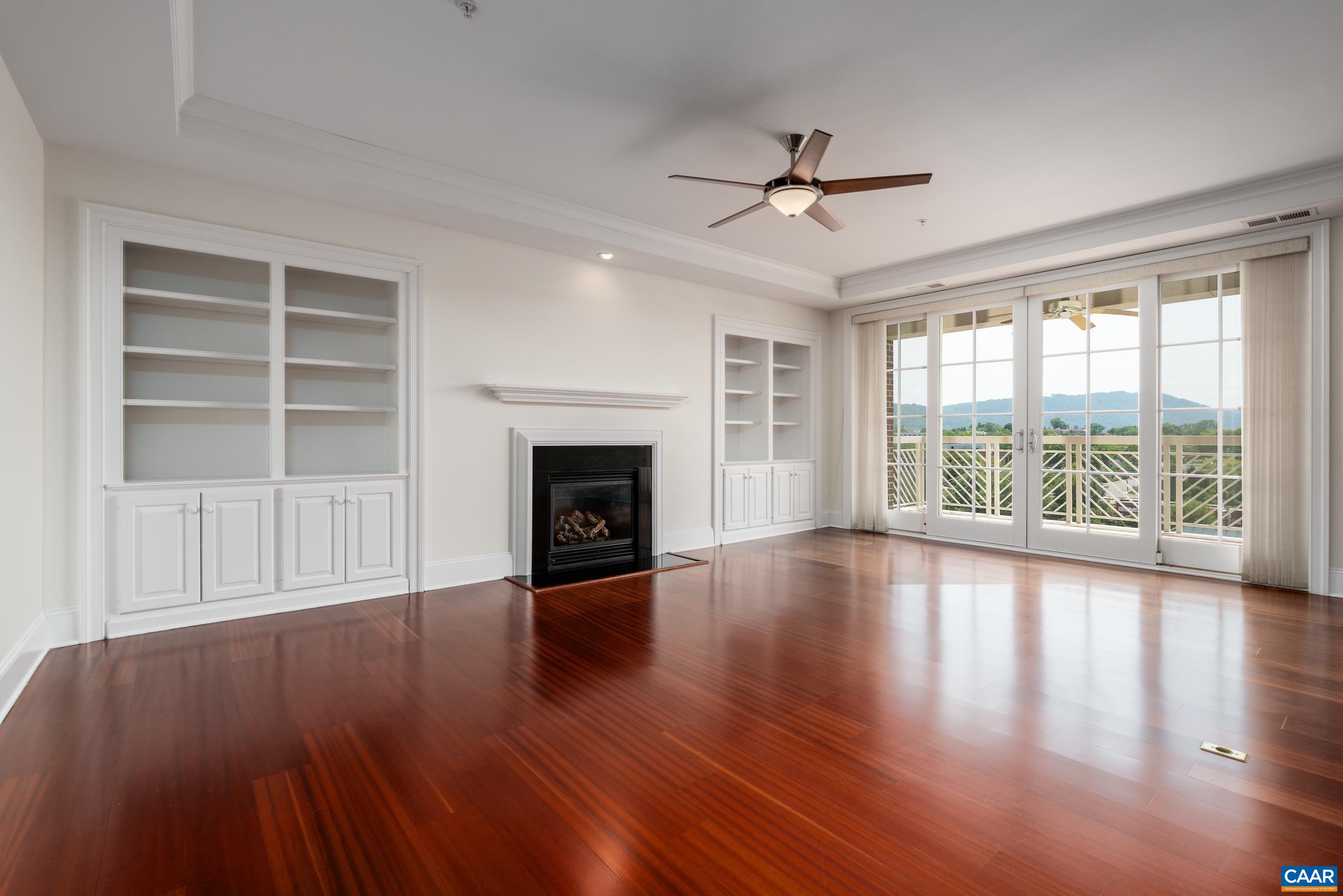 210 NE 10TH ST, CHARLOTTESVILLE, Virginia 22902, 2 Bedrooms Bedrooms, ,2 BathroomsBathrooms,Residential,210 NE 10TH ST,679646 MLS # 679646
