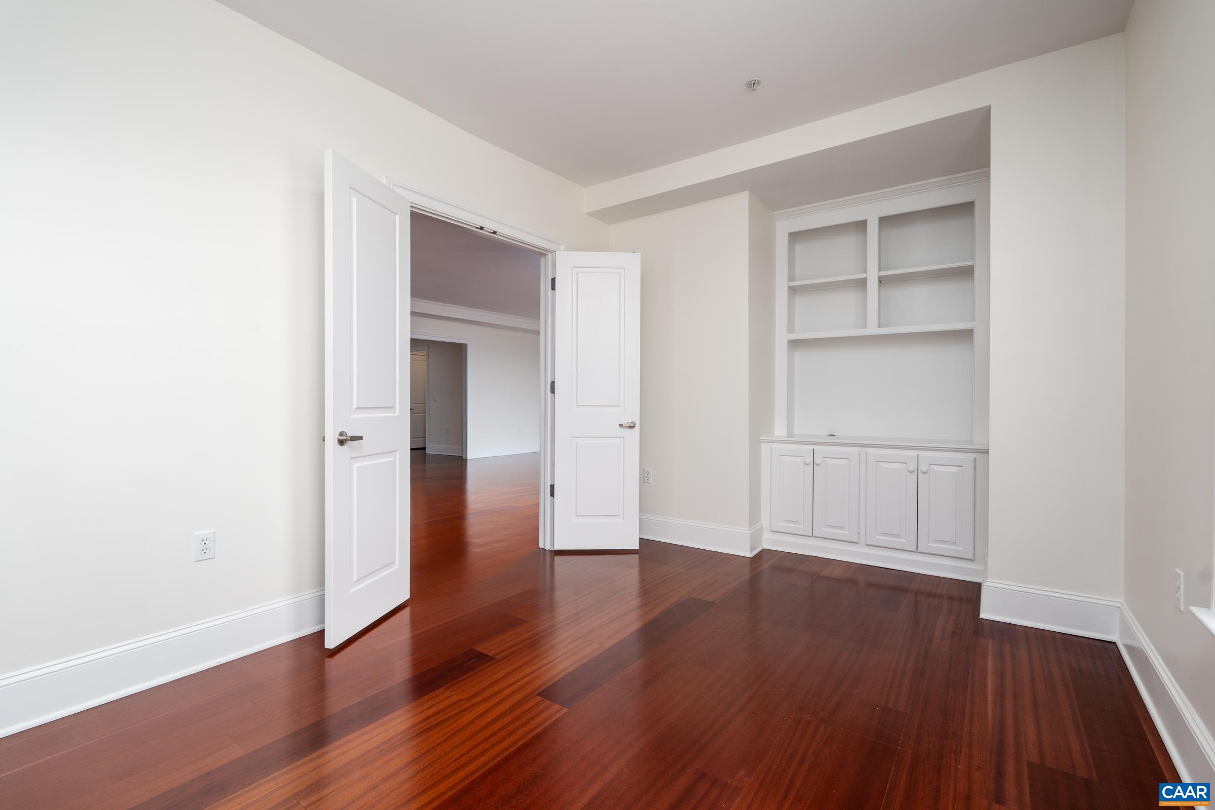 210 NE 10TH ST, CHARLOTTESVILLE, Virginia 22902, 2 Bedrooms Bedrooms, ,2 BathroomsBathrooms,Residential,210 NE 10TH ST,679646 MLS # 679646