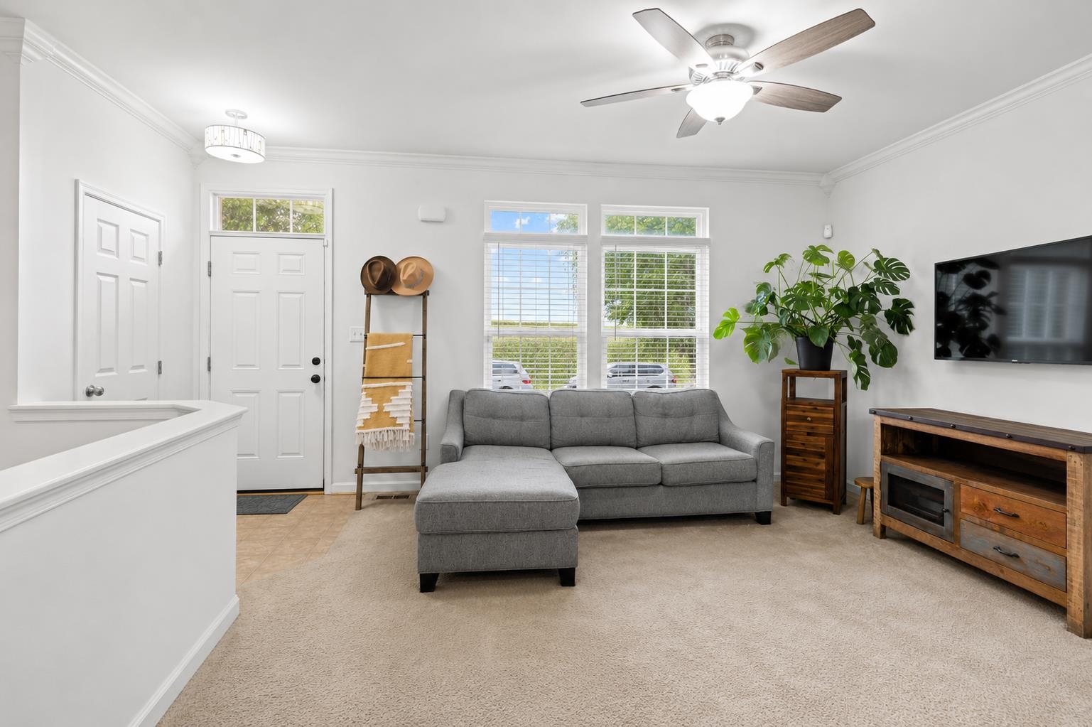 2134 LOCKWOOD DR, CHARLOTTESVILLE, Virginia 22911, 3 Bedrooms Bedrooms, ,2 BathroomsBathrooms,Residential,2134 LOCKWOOD DR,679647 MLS # 679647 2134 LOCKWOOD DR, CHARLOTTESVILLE, Virginia 22911, 3 Bedrooms Bedrooms, ,2 BathroomsBathrooms,Residential,2134 LOCKWOOD DR,679647 MLS # 679647