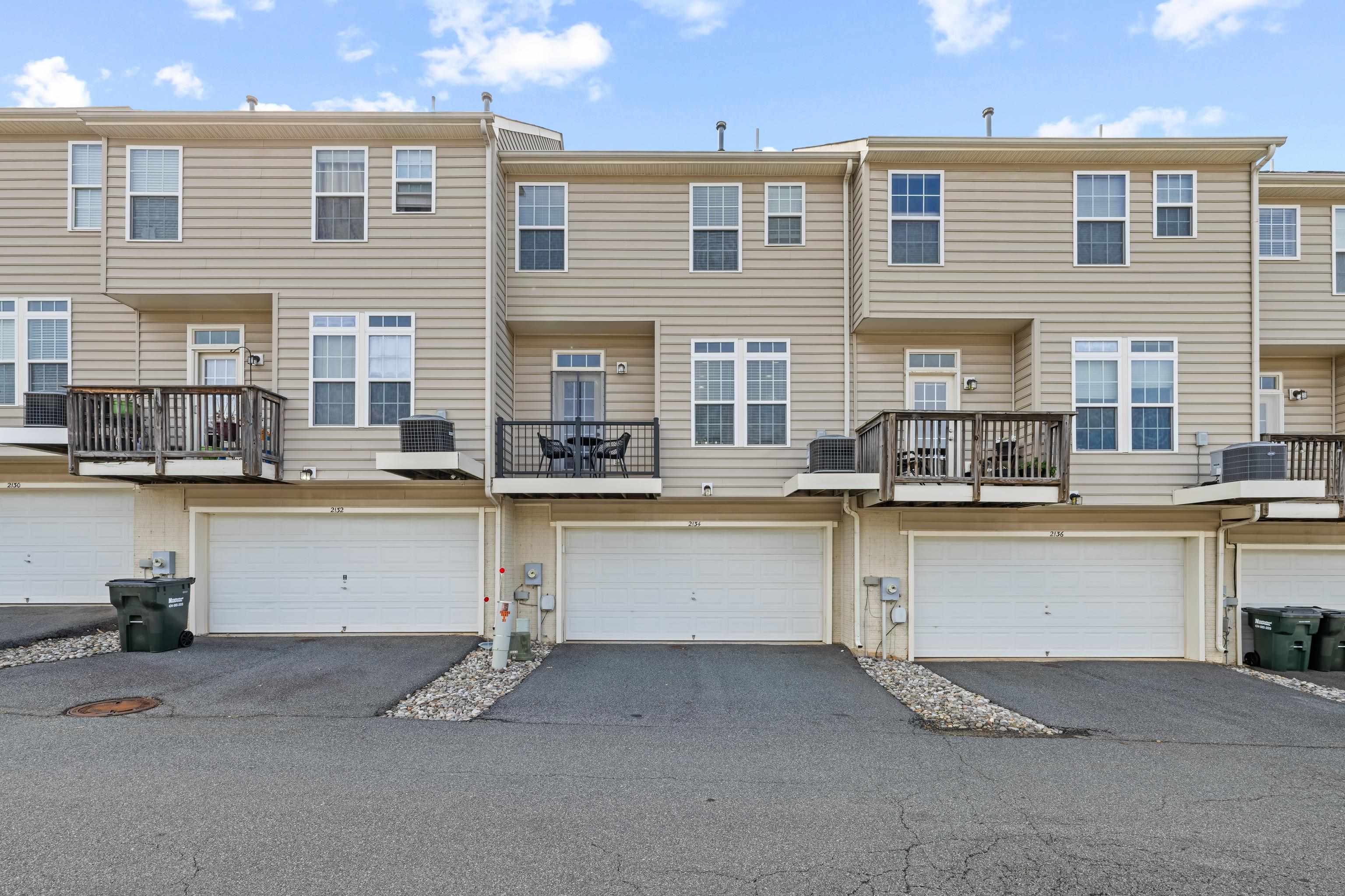 2134 LOCKWOOD DR, CHARLOTTESVILLE, Virginia 22911, 3 Bedrooms Bedrooms, ,2 BathroomsBathrooms,Residential,2134 LOCKWOOD DR,679647 MLS # 679647 2134 LOCKWOOD DR, CHARLOTTESVILLE, Virginia 22911, 3 Bedrooms Bedrooms, ,2 BathroomsBathrooms,Residential,2134 LOCKWOOD DR,679647 MLS # 679647