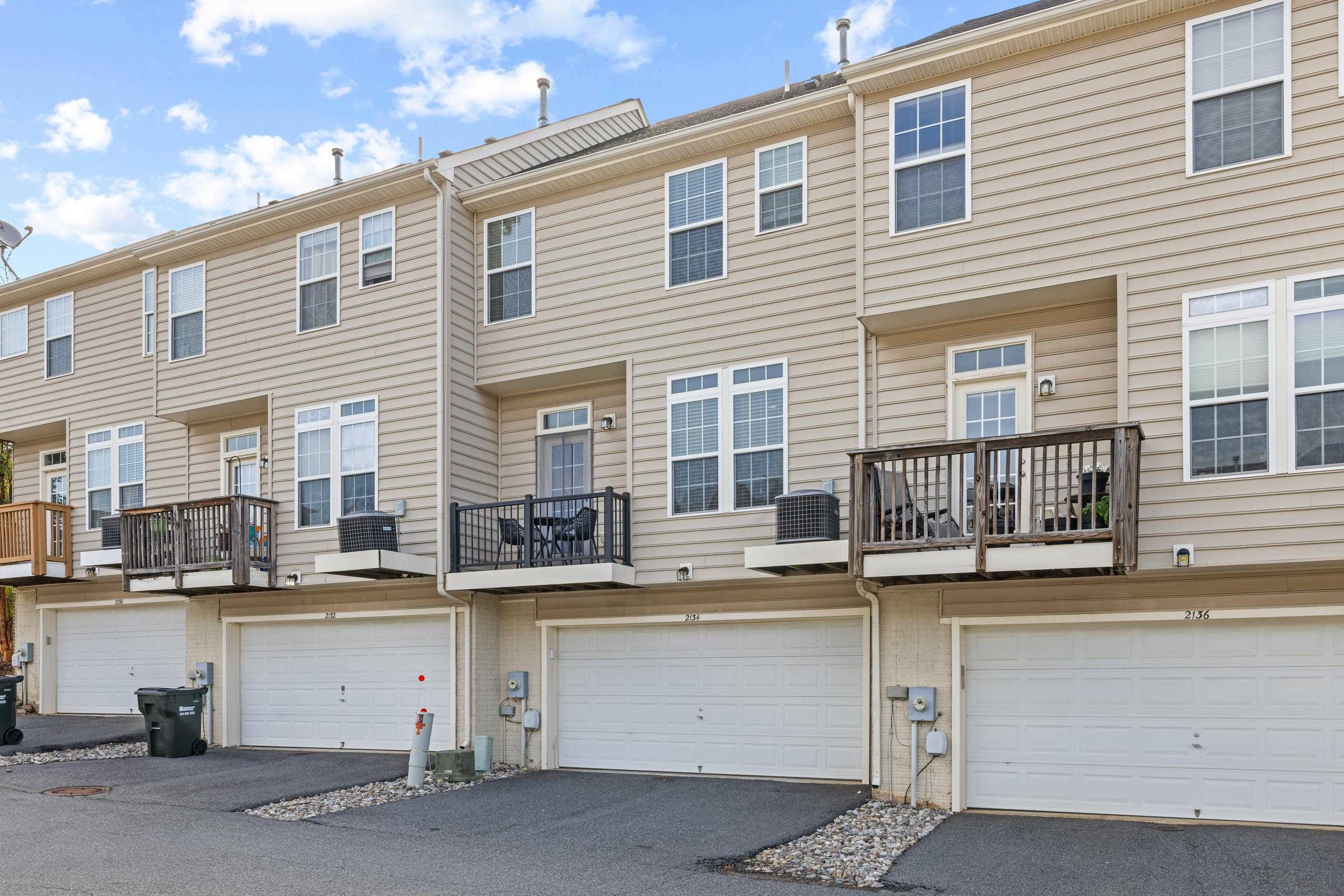2134 LOCKWOOD DR, CHARLOTTESVILLE, Virginia 22911, 3 Bedrooms Bedrooms, ,2 BathroomsBathrooms,Residential,2134 LOCKWOOD DR,679647 MLS # 679647 2134 LOCKWOOD DR, CHARLOTTESVILLE, Virginia 22911, 3 Bedrooms Bedrooms, ,2 BathroomsBathrooms,Residential,2134 LOCKWOOD DR,679647 MLS # 679647