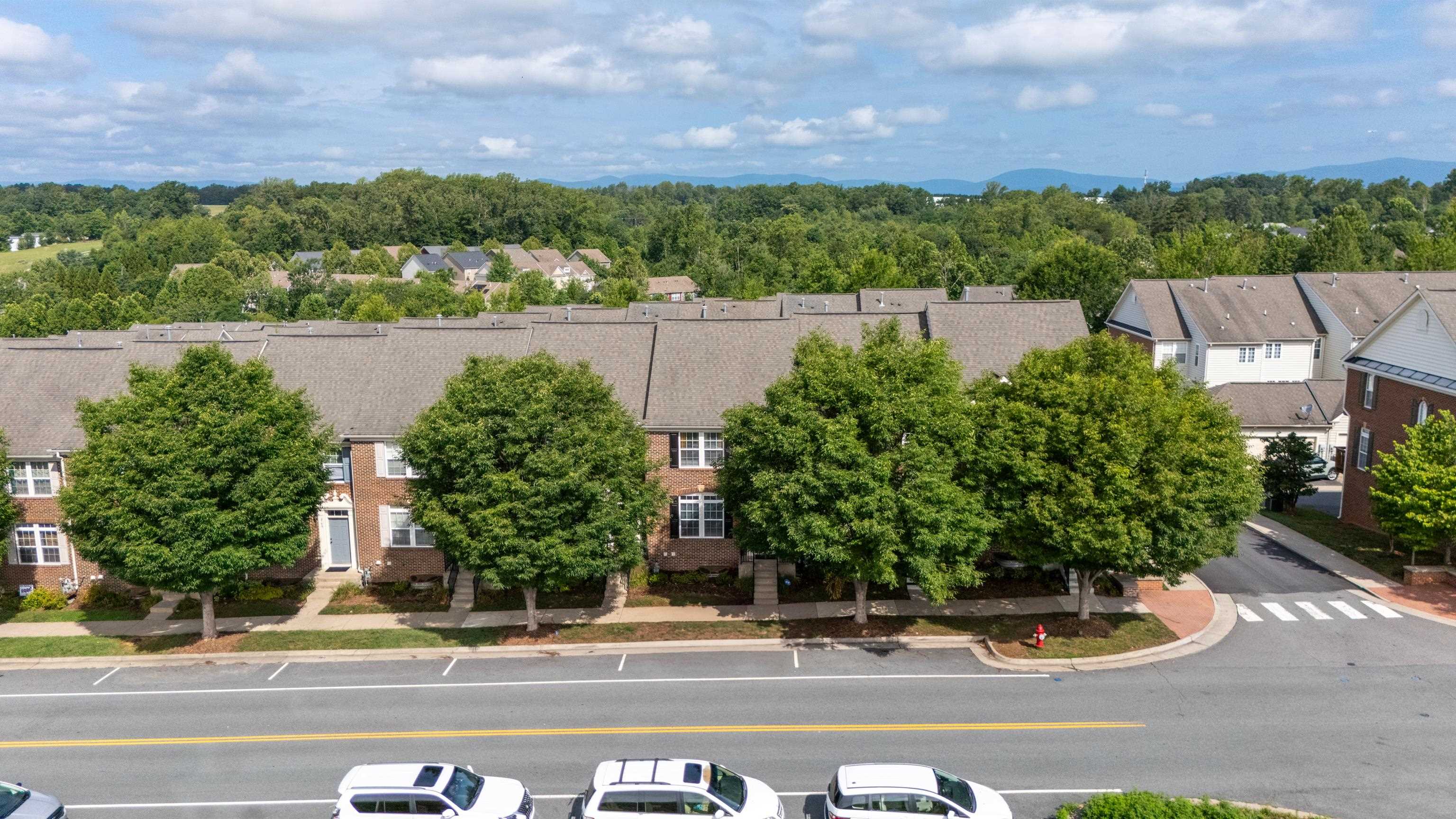 2134 LOCKWOOD DR, CHARLOTTESVILLE, Virginia 22911, 3 Bedrooms Bedrooms, ,2 BathroomsBathrooms,Residential,2134 LOCKWOOD DR,679647 MLS # 679647 2134 LOCKWOOD DR, CHARLOTTESVILLE, Virginia 22911, 3 Bedrooms Bedrooms, ,2 BathroomsBathrooms,Residential,2134 LOCKWOOD DR,679647 MLS # 679647