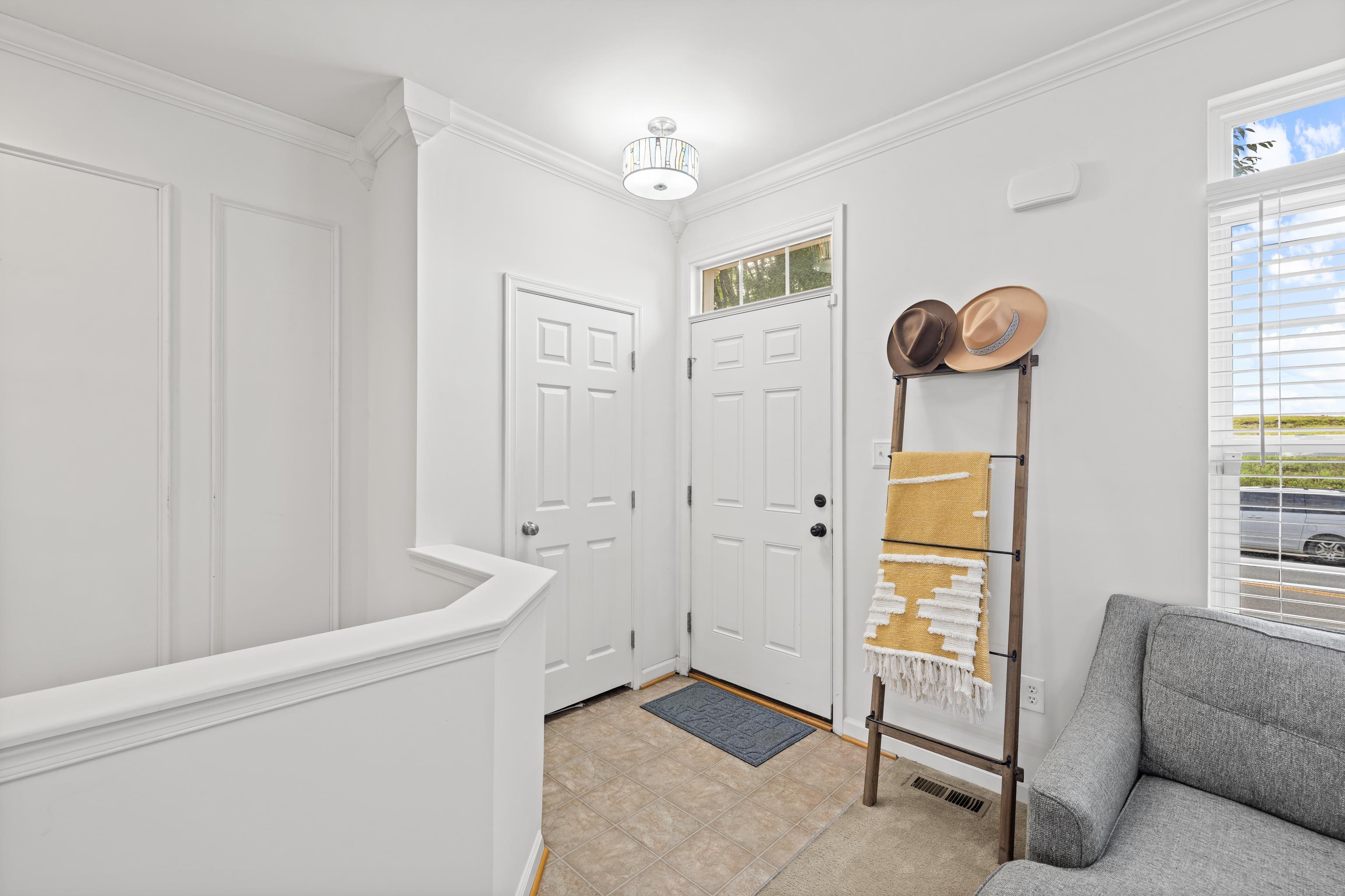 2134 LOCKWOOD DR, CHARLOTTESVILLE, Virginia 22911, 3 Bedrooms Bedrooms, ,2 BathroomsBathrooms,Residential,2134 LOCKWOOD DR,679647 MLS # 679647 2134 LOCKWOOD DR, CHARLOTTESVILLE, Virginia 22911, 3 Bedrooms Bedrooms, ,2 BathroomsBathrooms,Residential,2134 LOCKWOOD DR,679647 MLS # 679647