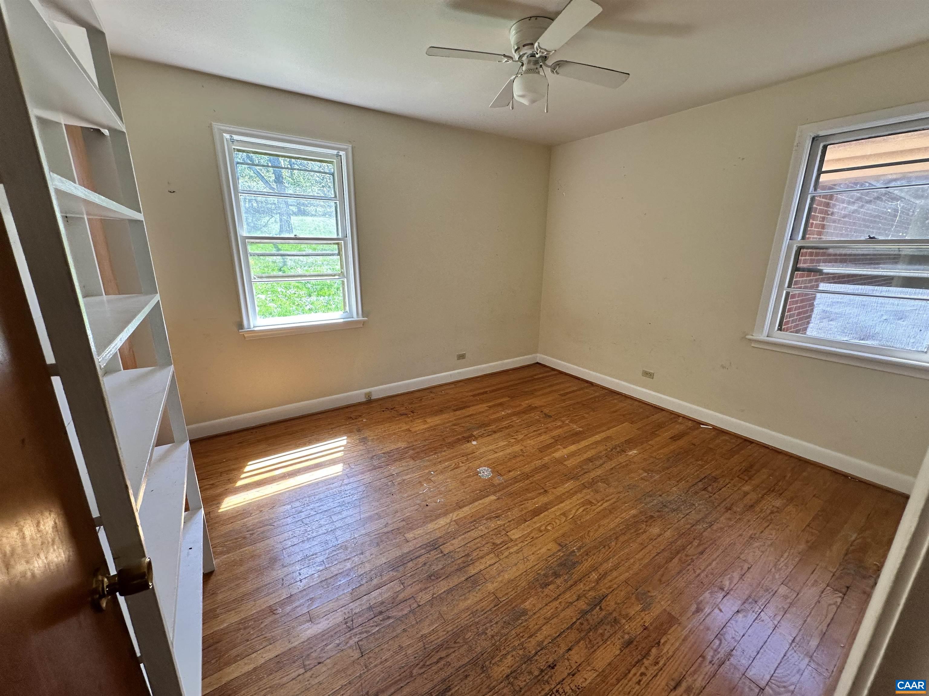 912 SAINT CHARLES AVE, CHARLOTTESVILLE, Virginia 22901, 5 Bedrooms Bedrooms, ,3 BathroomsBathrooms,Residential,912 SAINT CHARLES AVE,679649 MLS # 679649