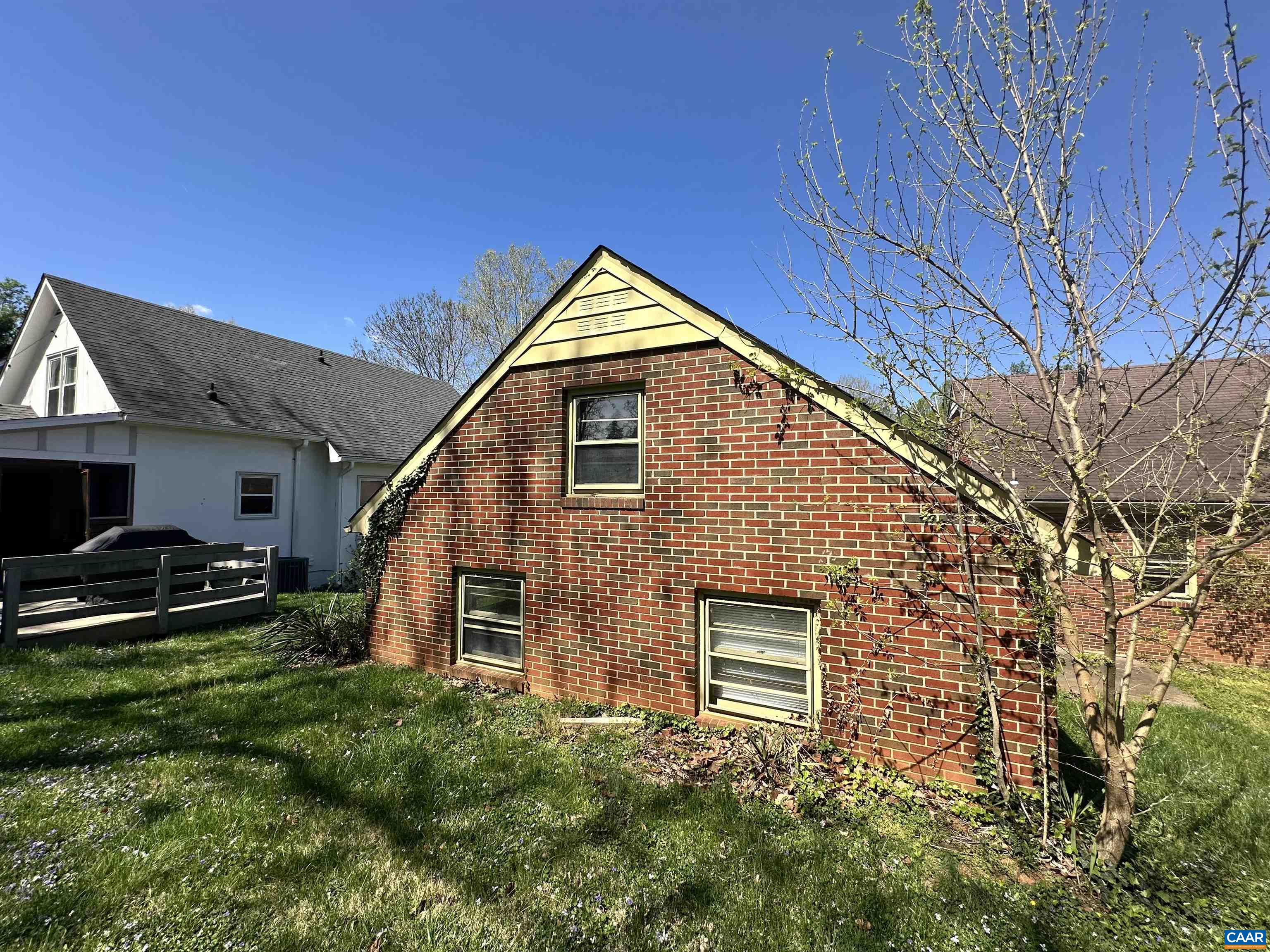 912 SAINT CHARLES AVE, CHARLOTTESVILLE, Virginia 22901, 5 Bedrooms Bedrooms, ,3 BathroomsBathrooms,Residential,912 SAINT CHARLES AVE,679649 MLS # 679649
