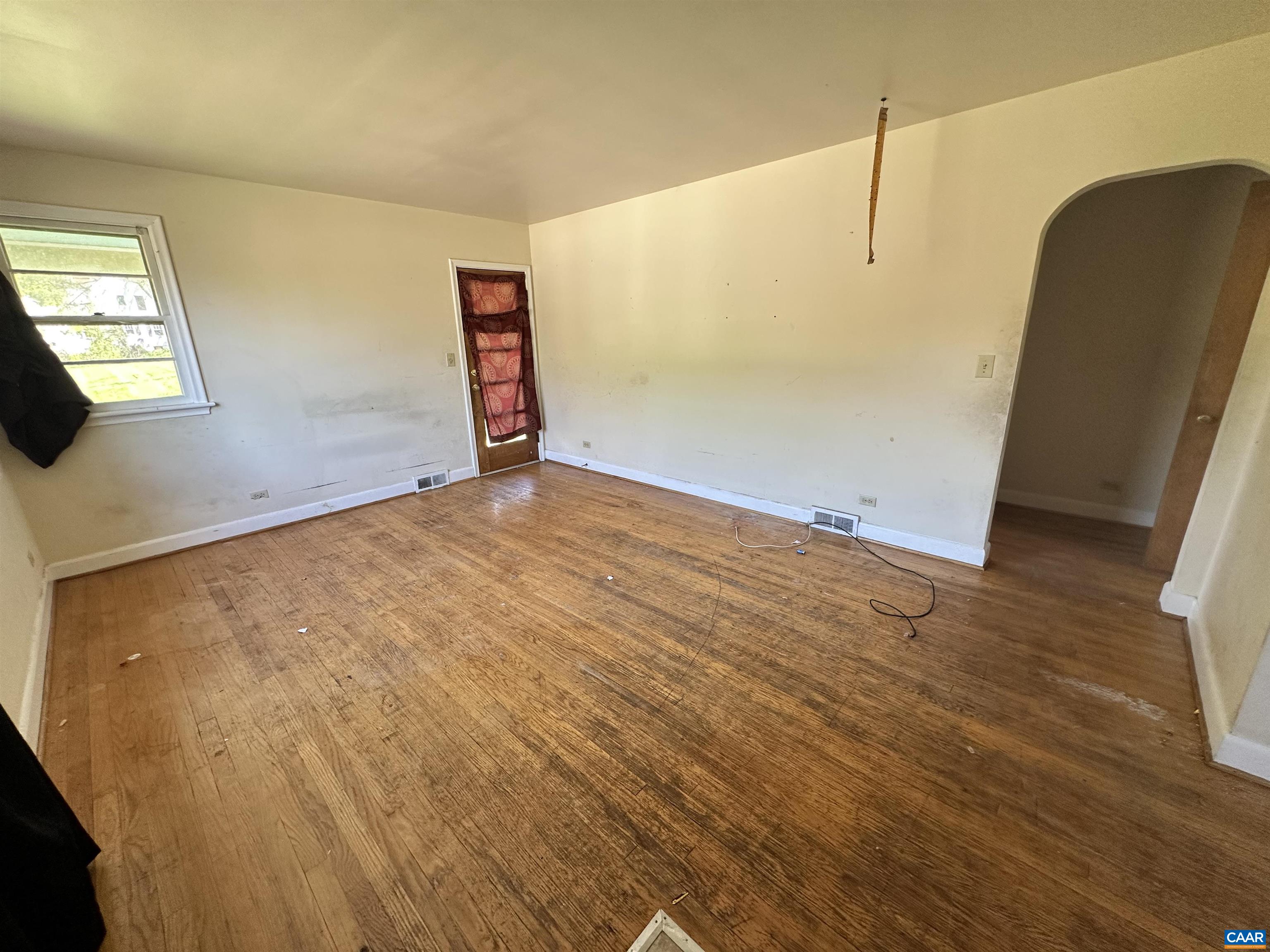 912 SAINT CHARLES AVE, CHARLOTTESVILLE, Virginia 22901, 5 Bedrooms Bedrooms, ,3 BathroomsBathrooms,Residential,912 SAINT CHARLES AVE,679649 MLS # 679649