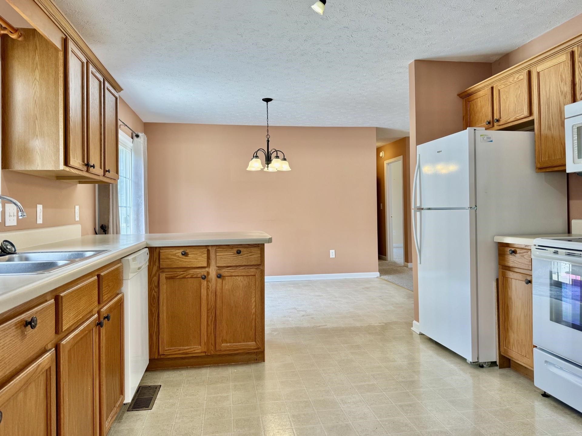 20 MILLPORT CT, WEYERS CAVE, Virginia 24486, 3 Bedrooms Bedrooms, ,2 BathroomsBathrooms,Residential,20 MILLPORT CT,679651 MLS # 679651 20 MILLPORT CT, WEYERS CAVE, Virginia 24486, 3 Bedrooms Bedrooms, ,2 BathroomsBathrooms,Residential,20 MILLPORT CT,679651 MLS # 679651