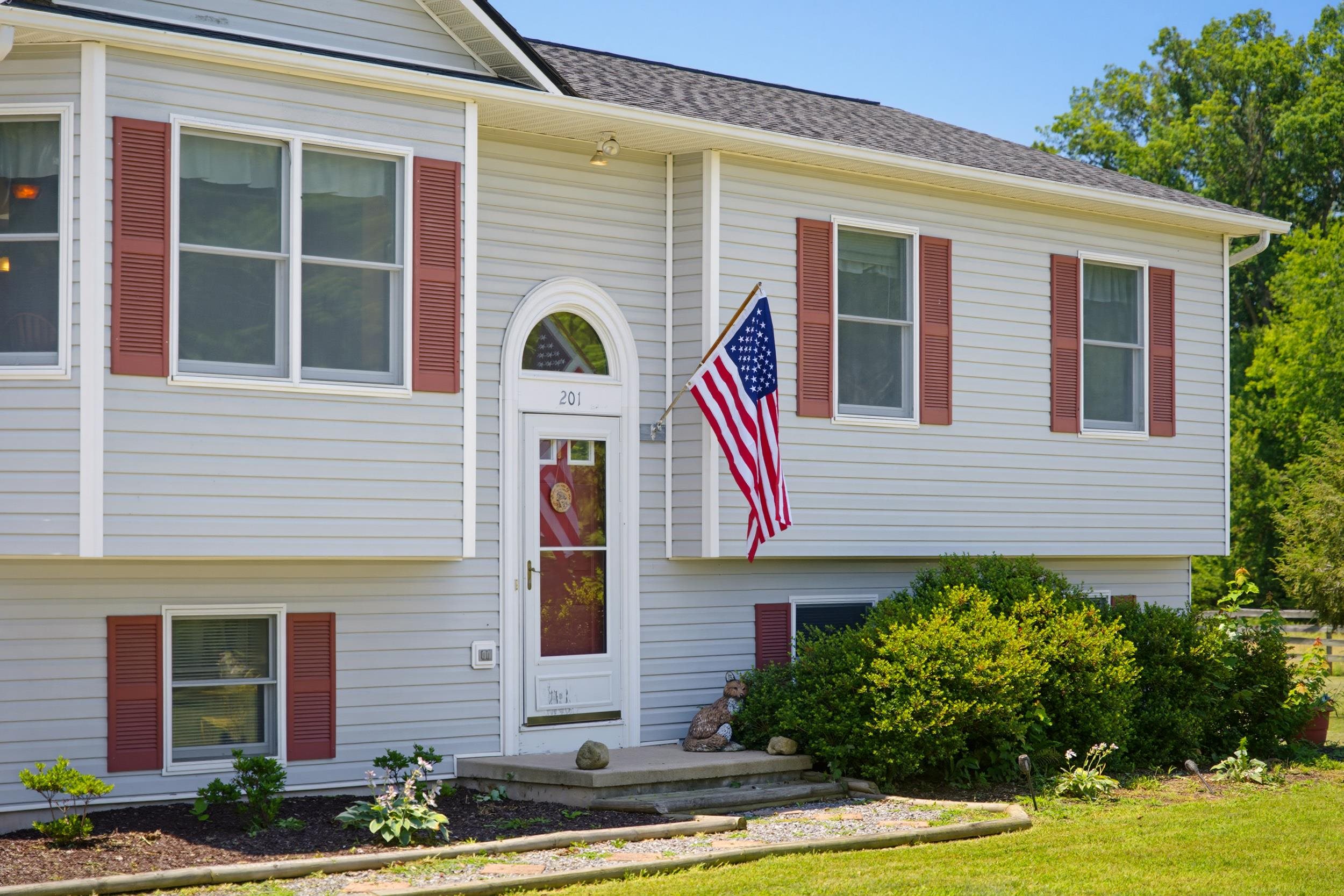 201 STULL RUN LN, GROTTOES, Virginia 24441, 3 Bedrooms Bedrooms, ,2 BathroomsBathrooms,Residential,201 STULL RUN LN,679653 MLS # 679653 201 STULL RUN LN, GROTTOES, Virginia 24441, 3 Bedrooms Bedrooms, ,2 BathroomsBathrooms,Residential,201 STULL RUN LN,679653 MLS # 679653