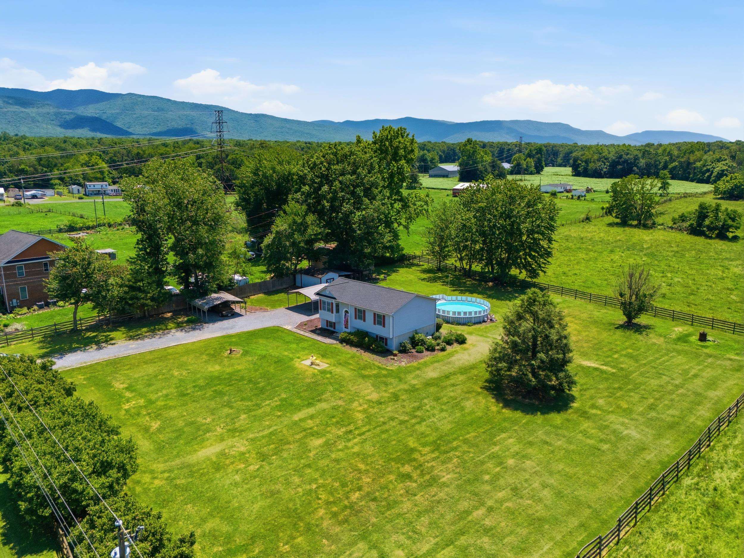 201 STULL RUN LN, GROTTOES, Virginia 24441, 3 Bedrooms Bedrooms, ,2 BathroomsBathrooms,Residential,201 STULL RUN LN,679653 MLS # 679653 201 STULL RUN LN, GROTTOES, Virginia 24441, 3 Bedrooms Bedrooms, ,2 BathroomsBathrooms,Residential,201 STULL RUN LN,679653 MLS # 679653