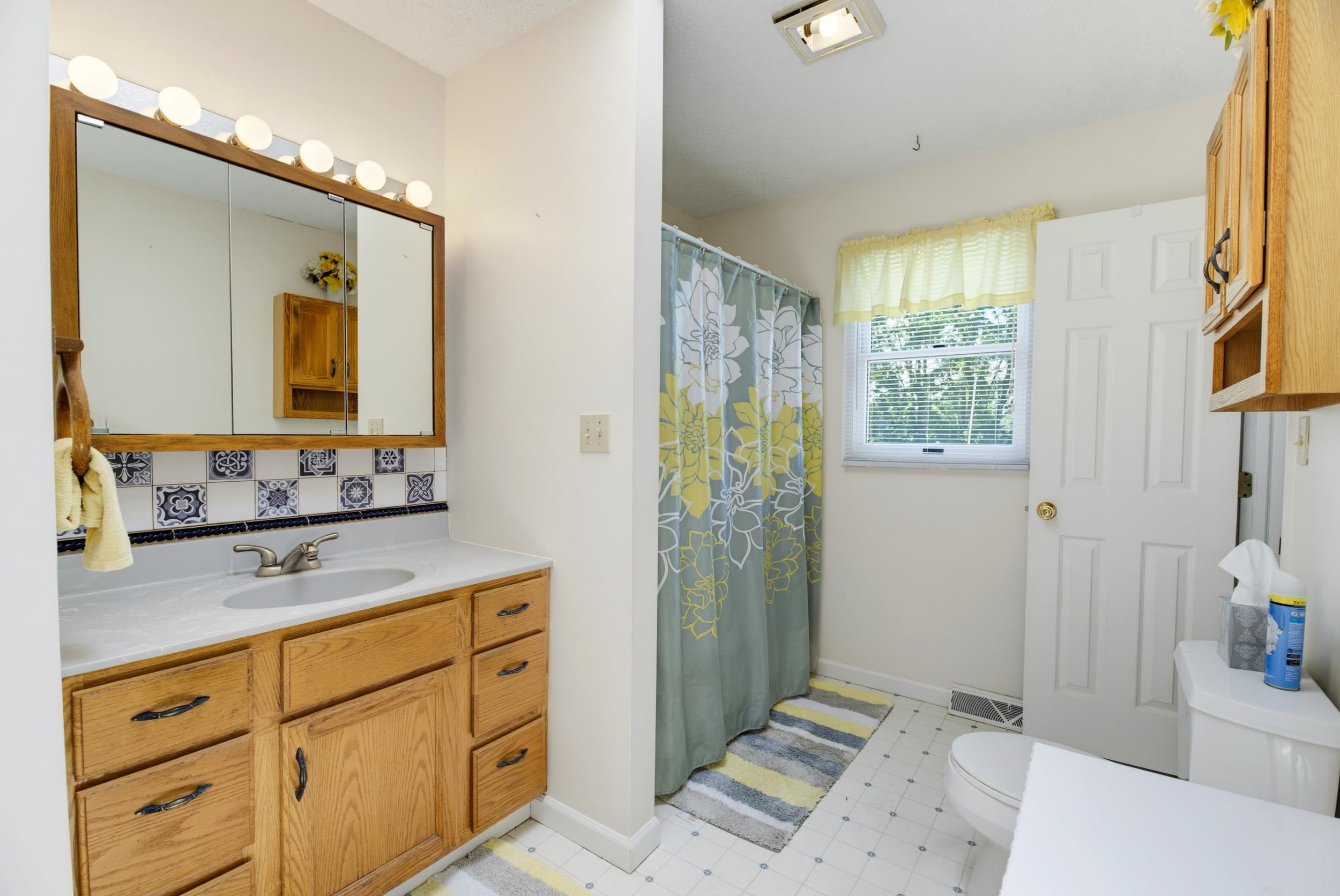 201 STULL RUN LN, GROTTOES, Virginia 24441, 3 Bedrooms Bedrooms, ,2 BathroomsBathrooms,Residential,201 STULL RUN LN,679653 MLS # 679653 201 STULL RUN LN, GROTTOES, Virginia 24441, 3 Bedrooms Bedrooms, ,2 BathroomsBathrooms,Residential,201 STULL RUN LN,679653 MLS # 679653