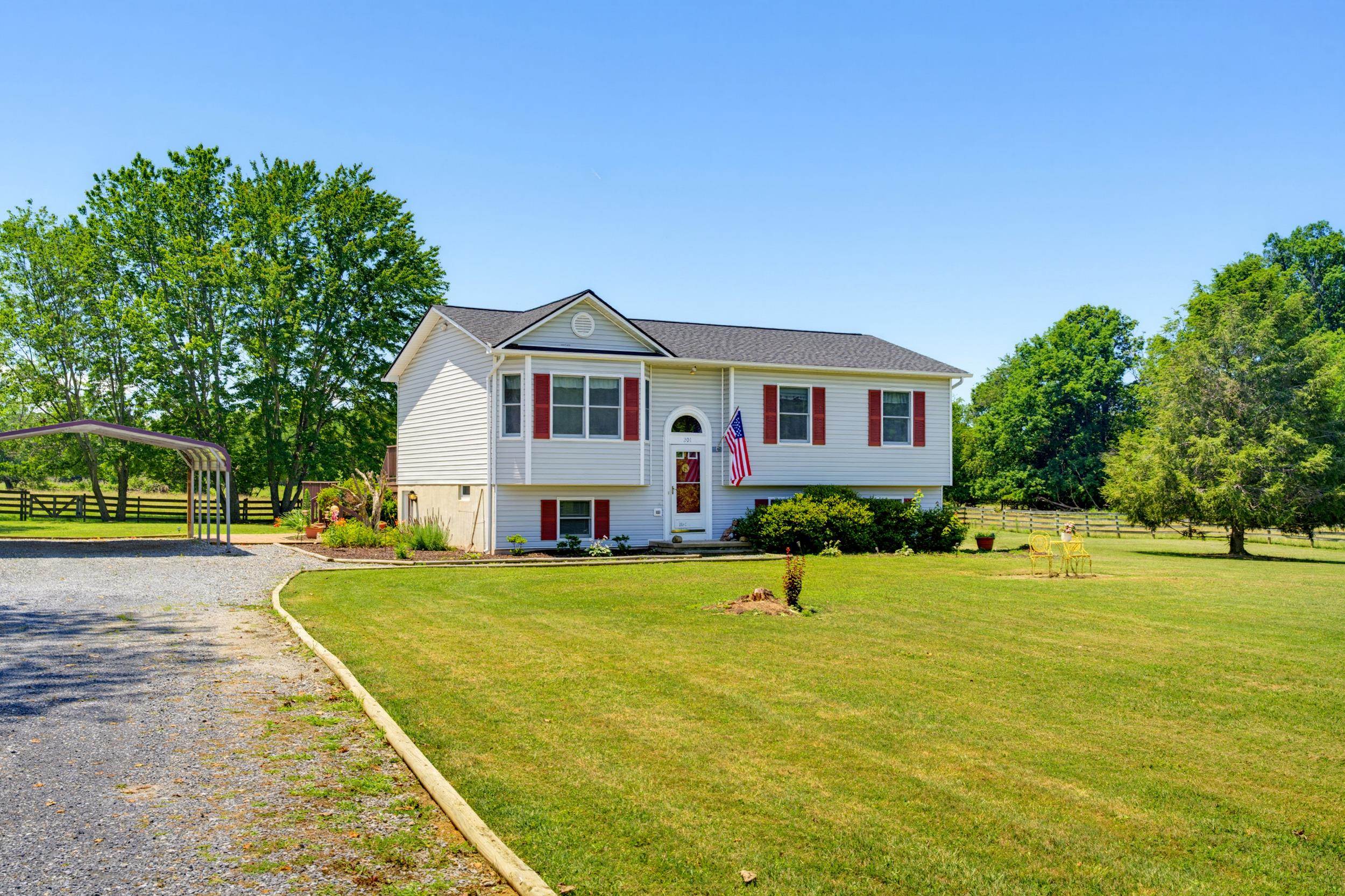 201 STULL RUN LN, GROTTOES, Virginia 24441, 3 Bedrooms Bedrooms, ,2 BathroomsBathrooms,Residential,201 STULL RUN LN,679653 MLS # 679653 201 STULL RUN LN, GROTTOES, Virginia 24441, 3 Bedrooms Bedrooms, ,2 BathroomsBathrooms,Residential,201 STULL RUN LN,679653 MLS # 679653