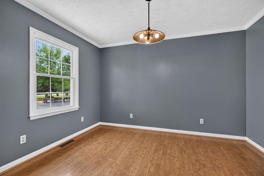 848 BATTLEFIELD DR, FORT DEFIANCE, Virginia 24437, 3 Bedrooms Bedrooms, ,2 BathroomsBathrooms,Residential,Taylor,848 BATTLEFIELD DR,679655 MLS # 679655 848 BATTLEFIELD DR, FORT DEFIANCE, Virginia 24437, 3 Bedrooms Bedrooms, ,2 BathroomsBathrooms,Residential,Taylor,848 BATTLEFIELD DR,679655 MLS # 679655
