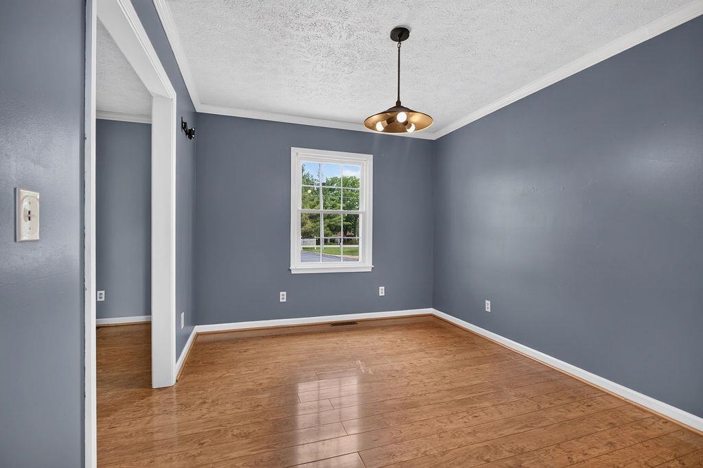 848 BATTLEFIELD DR, FORT DEFIANCE, Virginia 24437, 3 Bedrooms Bedrooms, ,2 BathroomsBathrooms,Residential,Taylor,848 BATTLEFIELD DR,679655 MLS # 679655 848 BATTLEFIELD DR, FORT DEFIANCE, Virginia 24437, 3 Bedrooms Bedrooms, ,2 BathroomsBathrooms,Residential,Taylor,848 BATTLEFIELD DR,679655 MLS # 679655